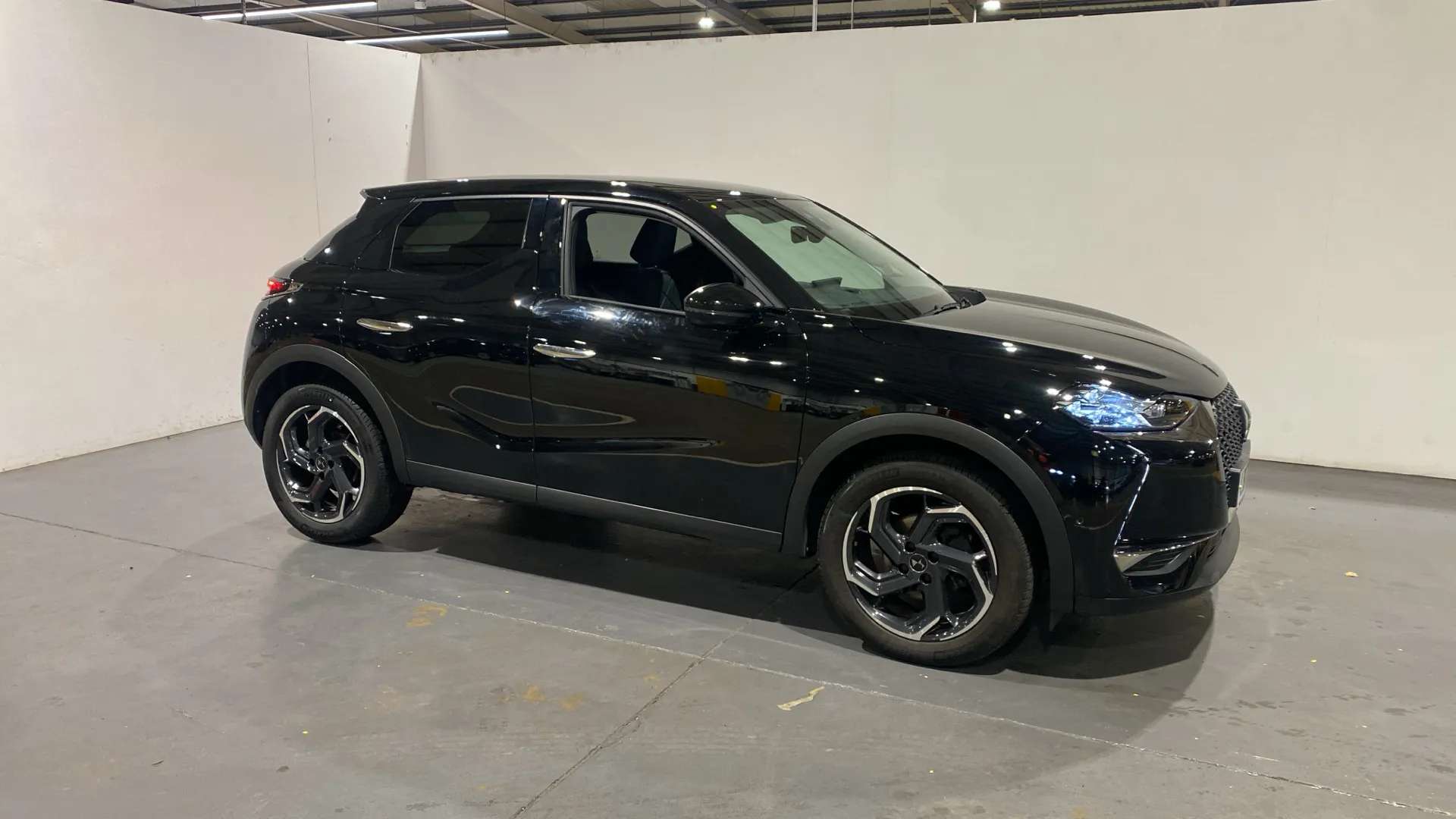 A 2022 DS DS 3 1.2 PureTech 130 Rivoli EAT8 A 2022 DS DS 3 1.2 PureTech 130 Rivoli EAT8