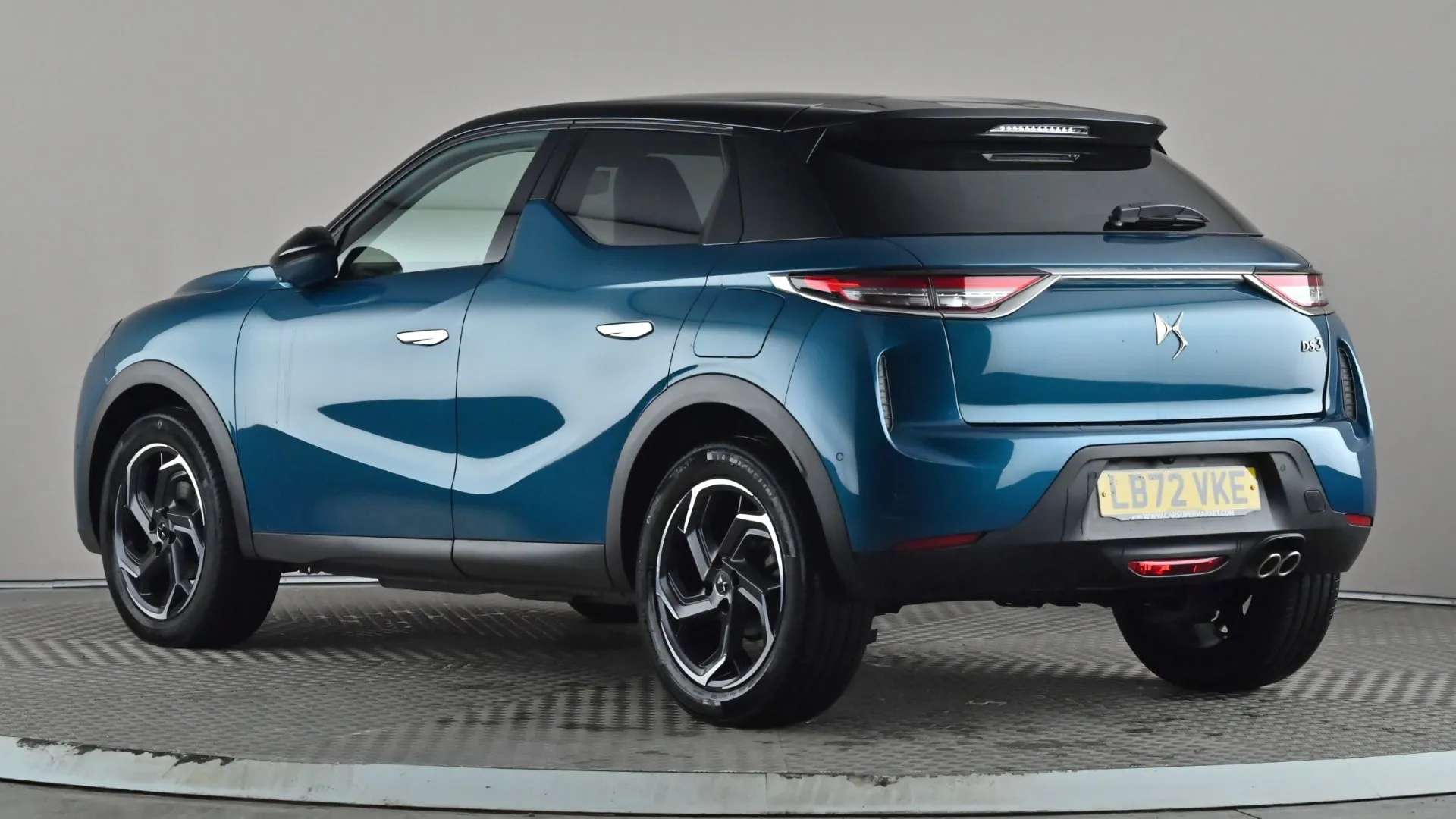 A 2022 DS DS 3 1.2 PureTech 130 Rivoli EAT8 A 2022 DS DS 3 1.2 PureTech 130 Rivoli EAT8