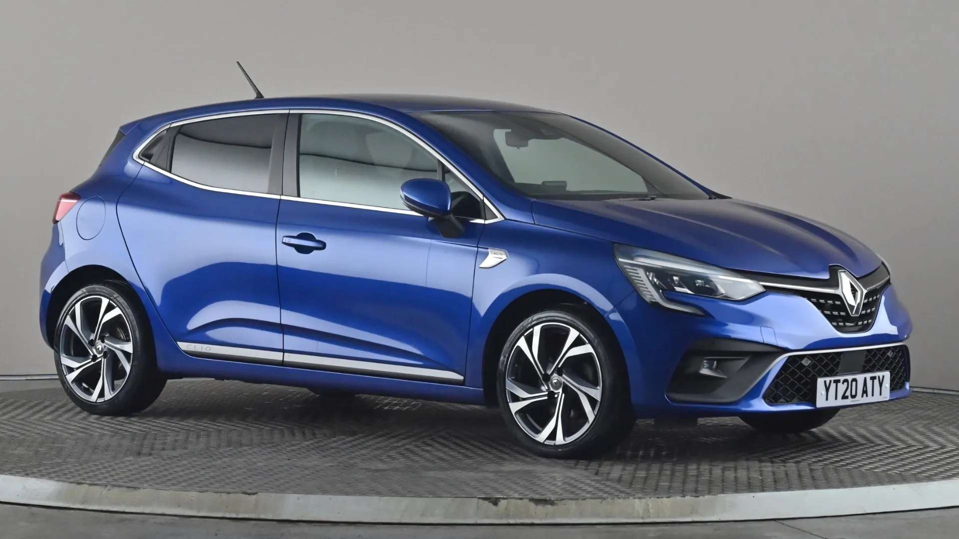 A 2020 RENAULT CLIO 1.3 TCe 130 RS Line EDC A 2020 RENAULT CLIO 1.3 TCe 130 RS Line EDC