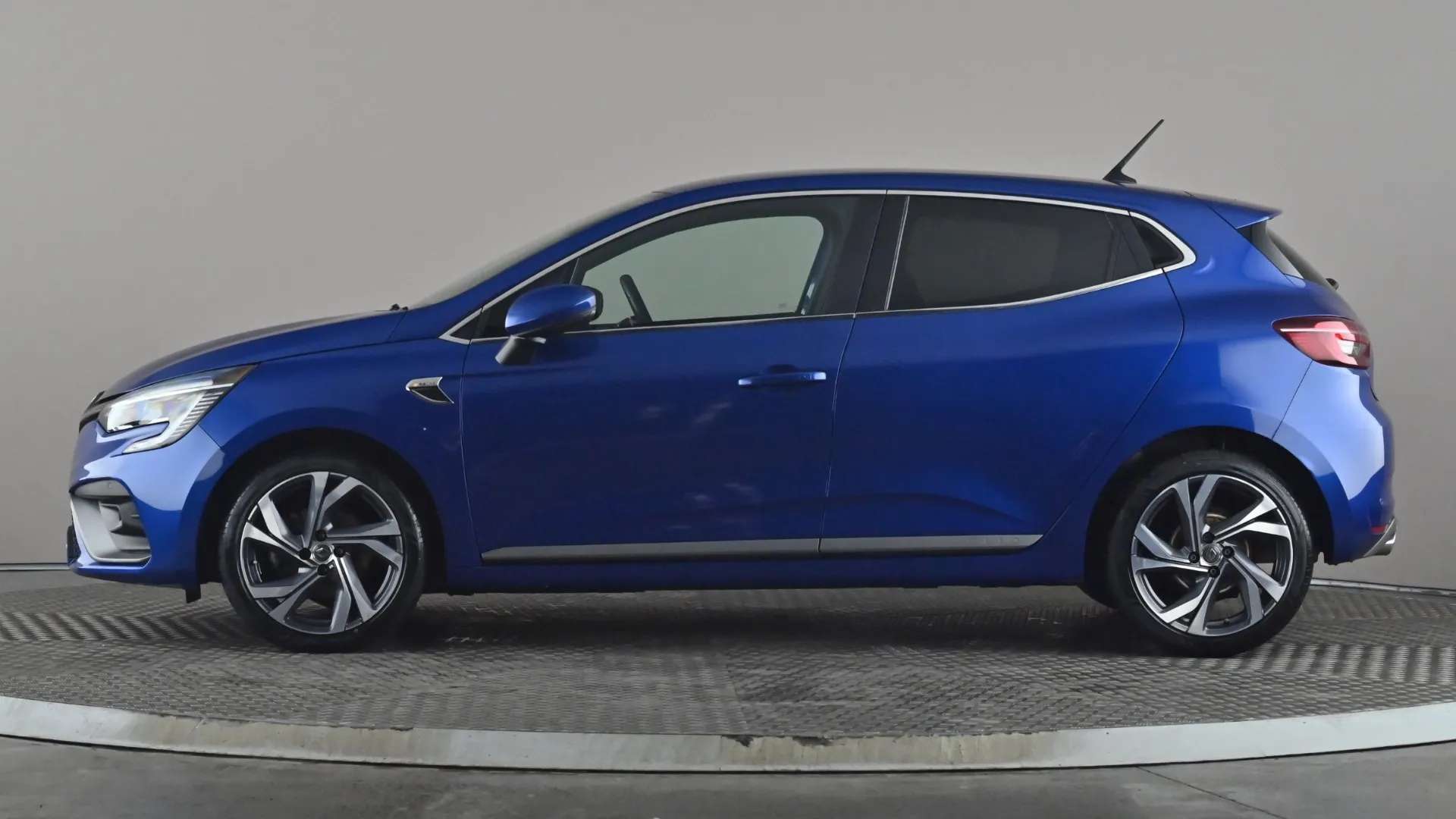 A 2020 RENAULT CLIO 1.3 TCe 130 RS Line EDC A 2020 RENAULT CLIO 1.3 TCe 130 RS Line EDC