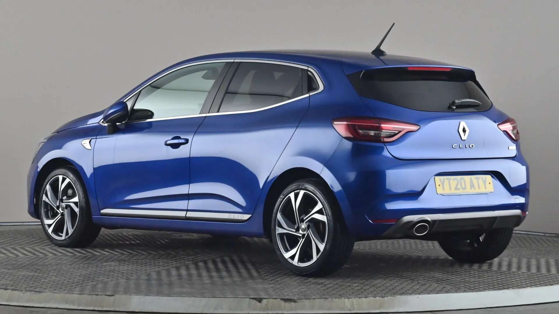 A 2020 RENAULT CLIO 1.3 TCe 130 RS Line EDC A 2020 RENAULT CLIO 1.3 TCe 130 RS Line EDC