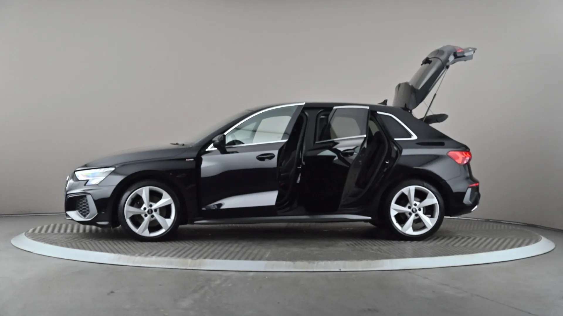 2021 AUDI A3 2021 AUDI A3