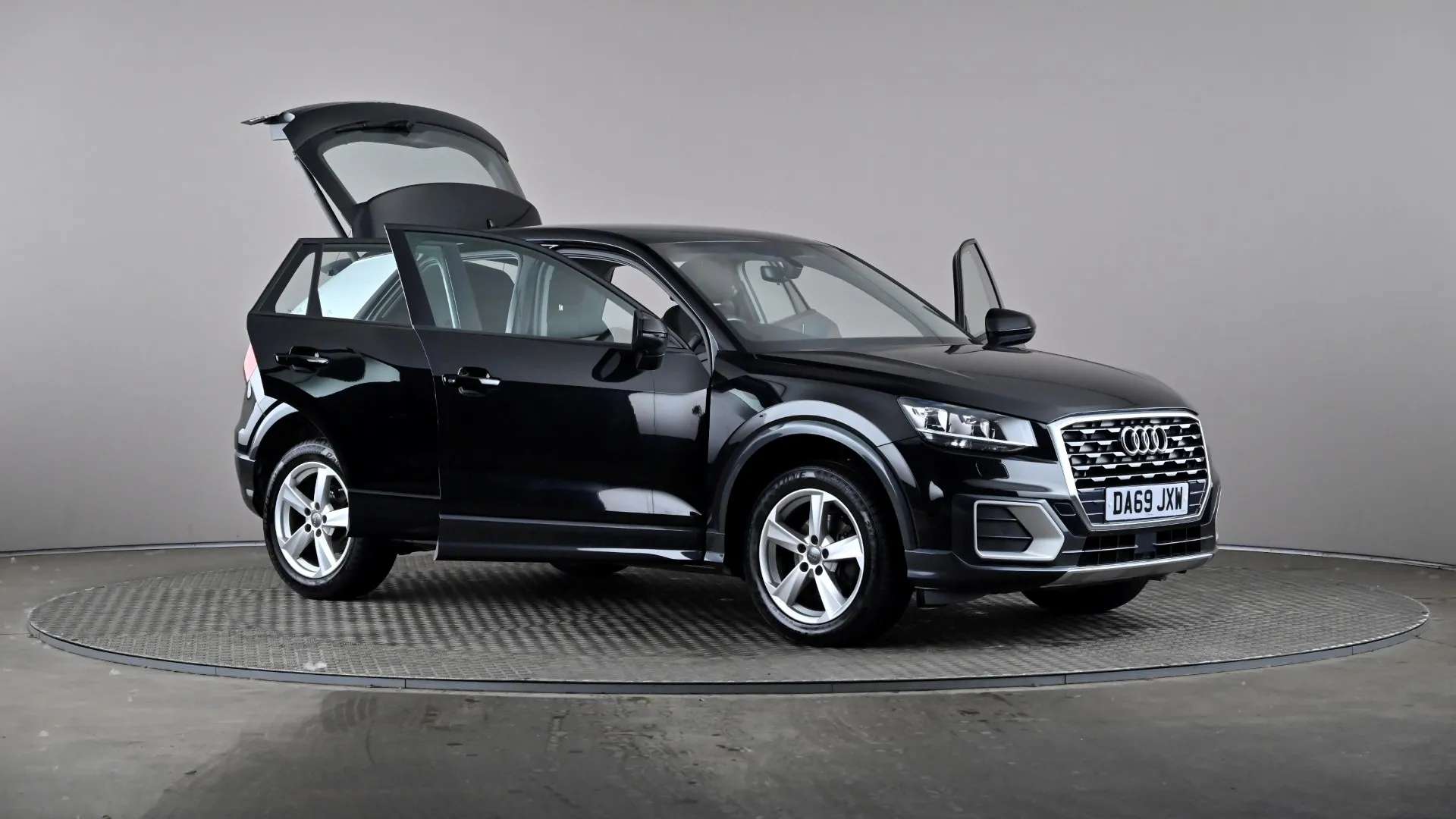 2019 AUDI Q2 2019 AUDI Q2