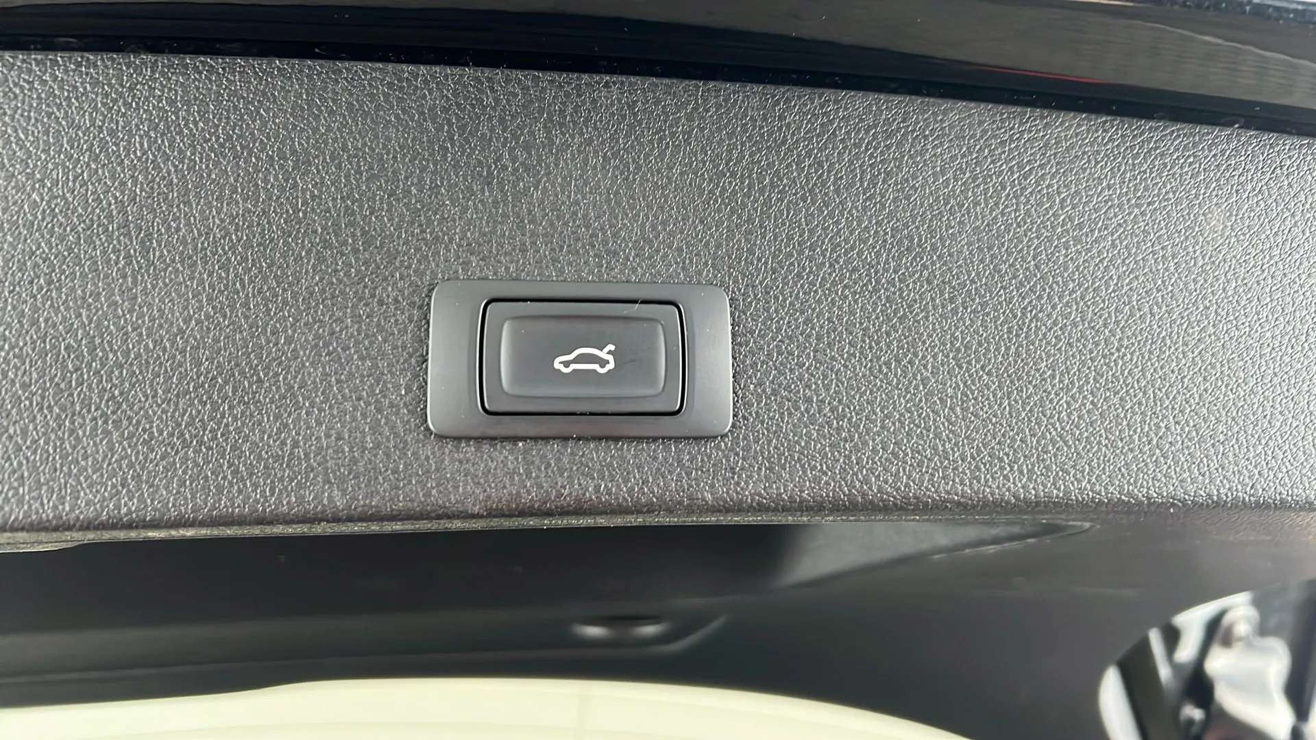 2019 AUDI Q2 2019 AUDI Q2