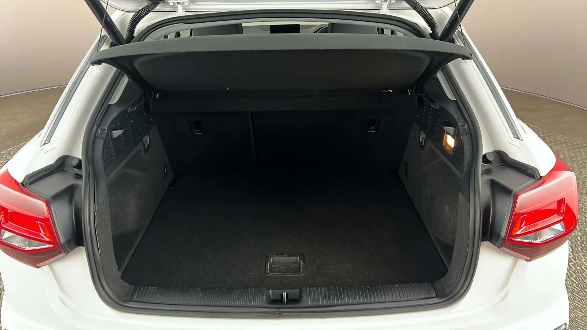 2022 AUDI Q2 2022 AUDI Q2