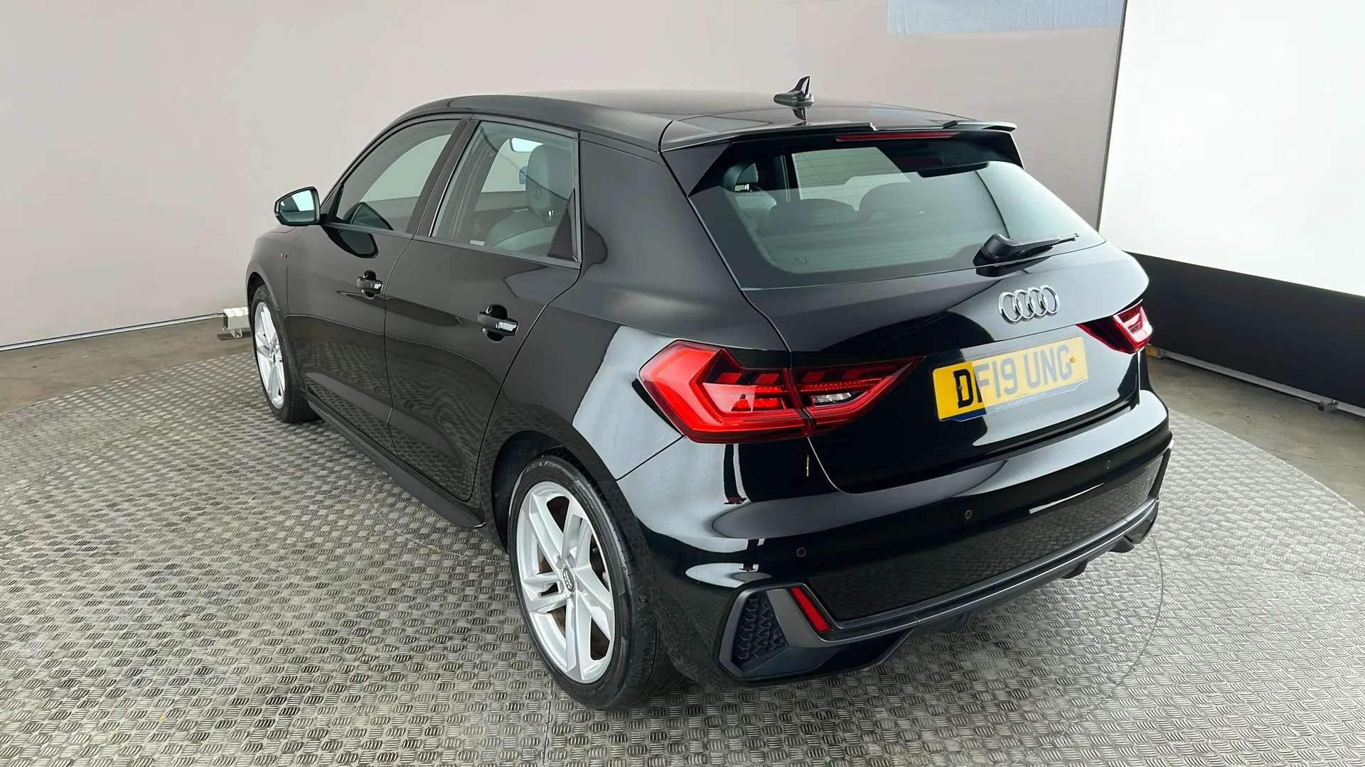 2019 AUDI A1 2019 AUDI A1