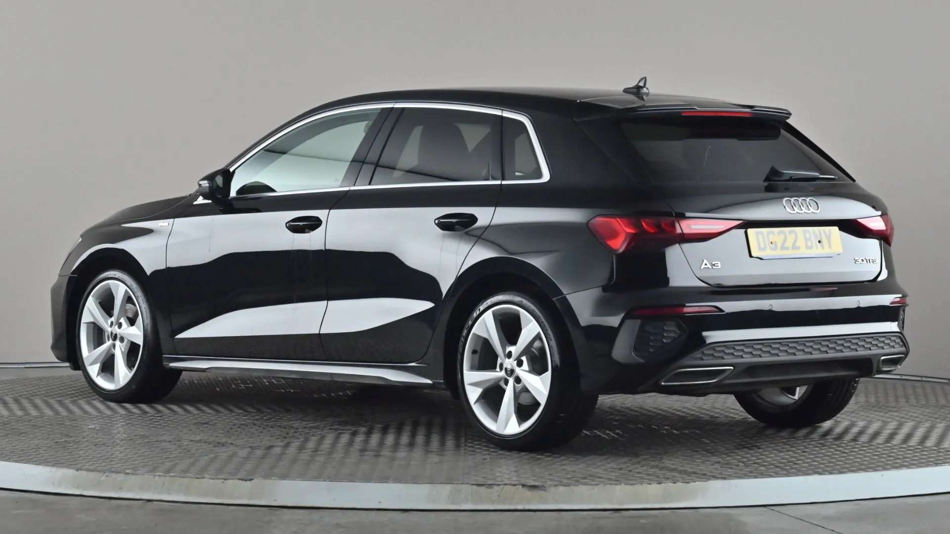 A 2022 AUDI A3 30 TFSI S Line A 2022 AUDI A3 30 TFSI S Line