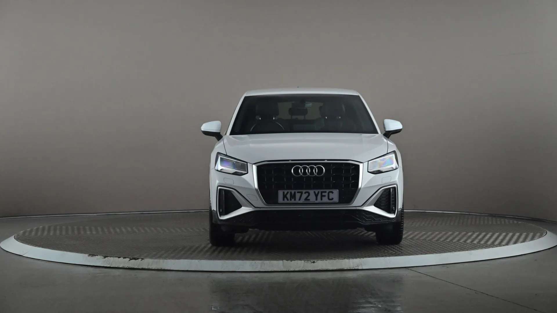 A 2022 AUDI Q2 30 TFSI S Line A 2022 AUDI Q2 30 TFSI S Line
