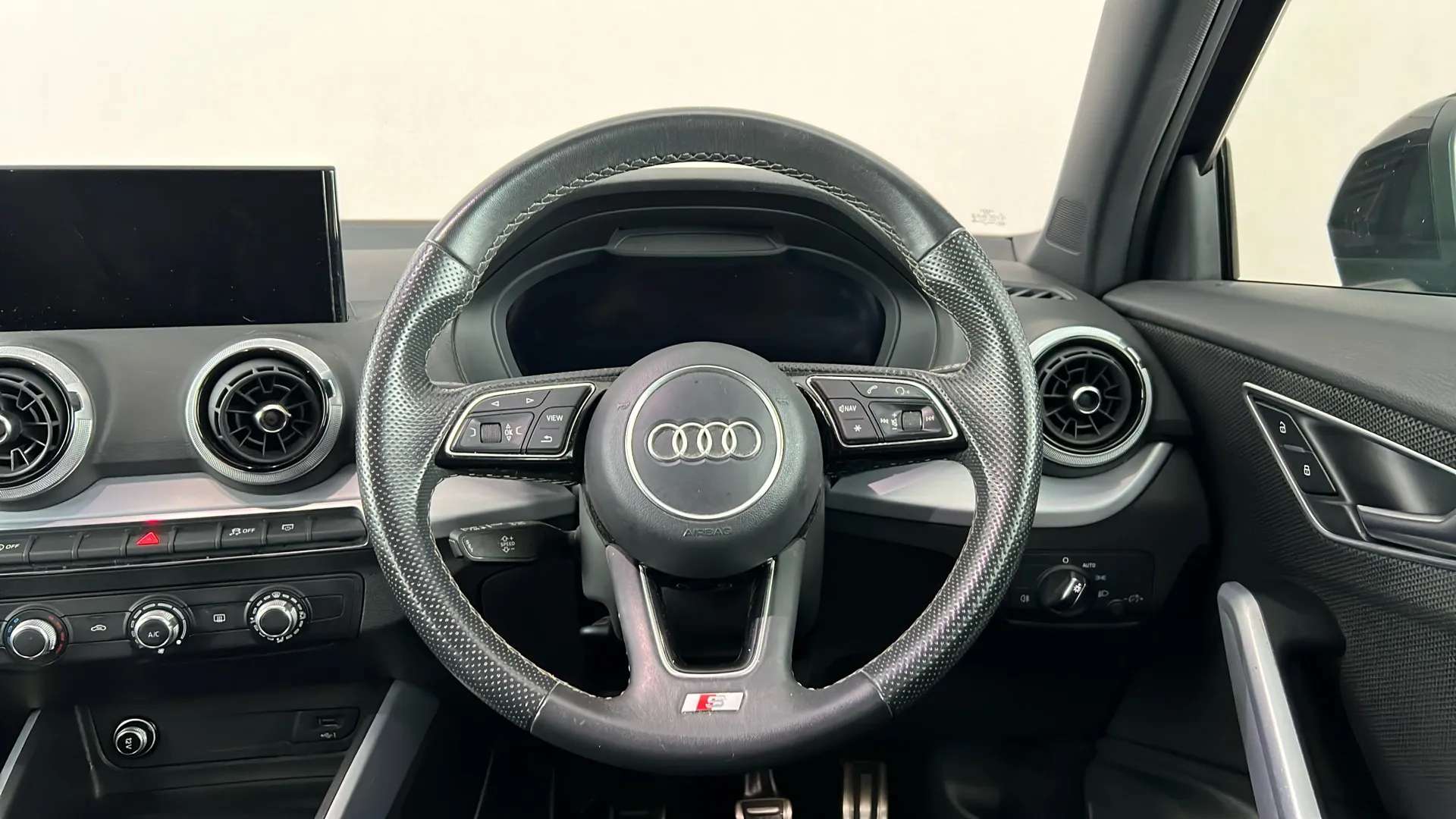 2022 AUDI Q2 2022 AUDI Q2