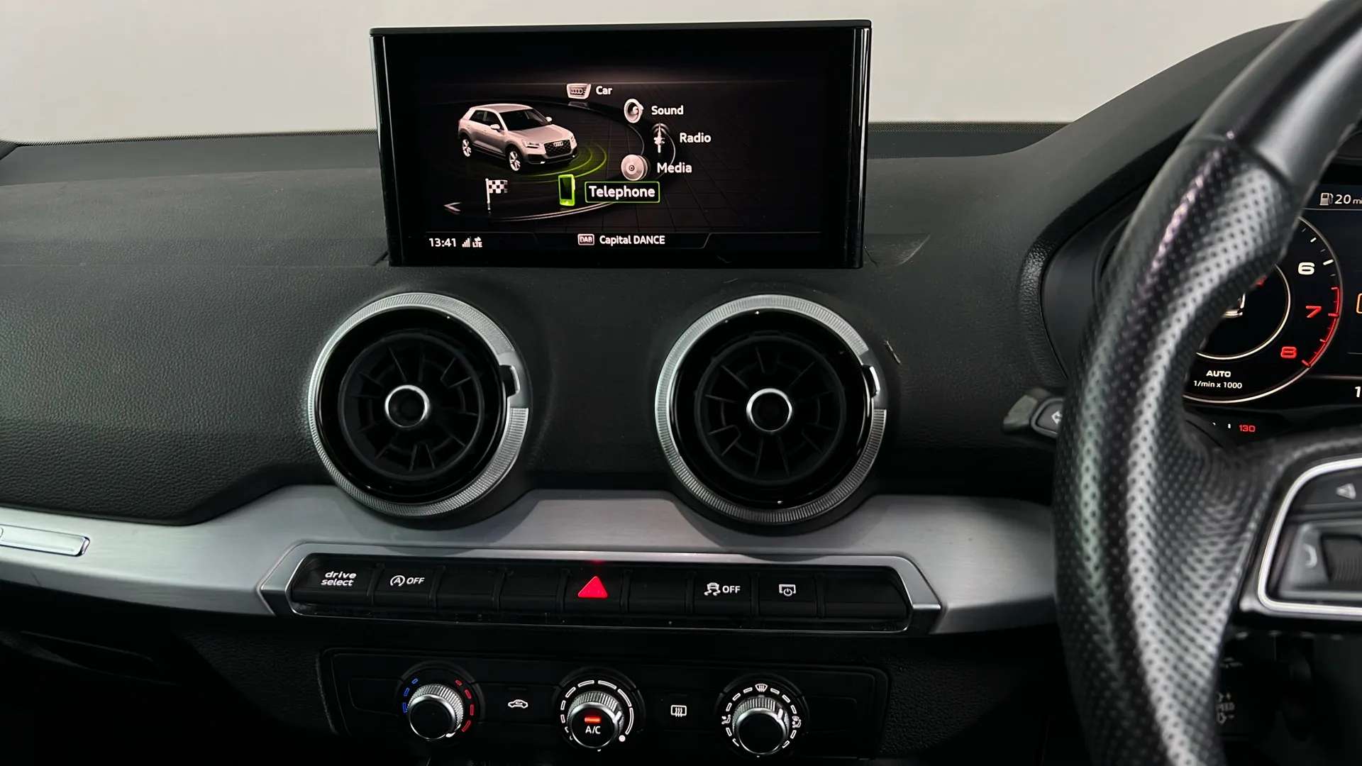 2022 AUDI Q2 2022 AUDI Q2