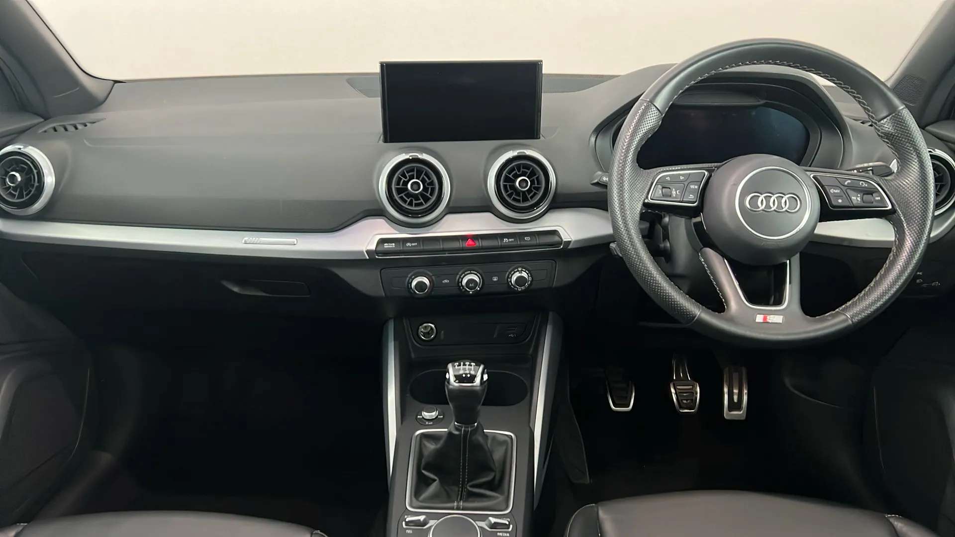 2022 AUDI Q2 2022 AUDI Q2