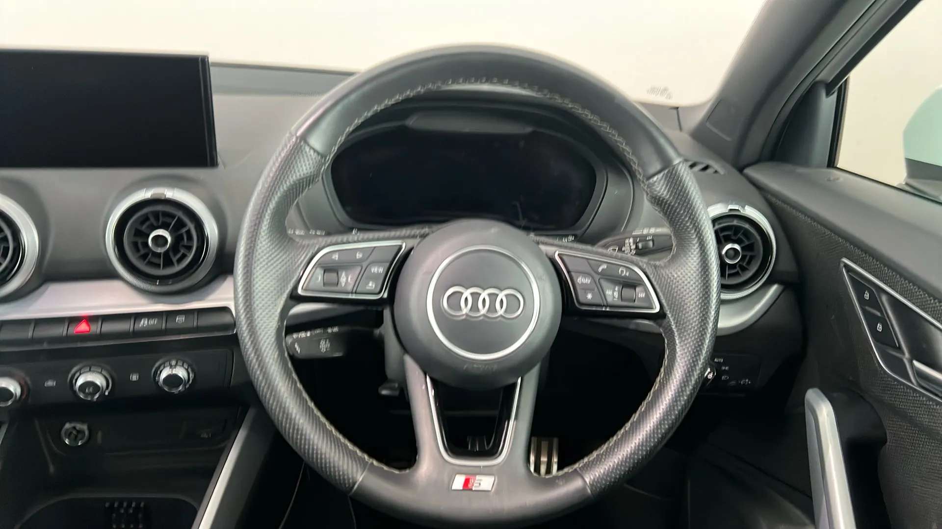 2022 AUDI Q2 2022 AUDI Q2