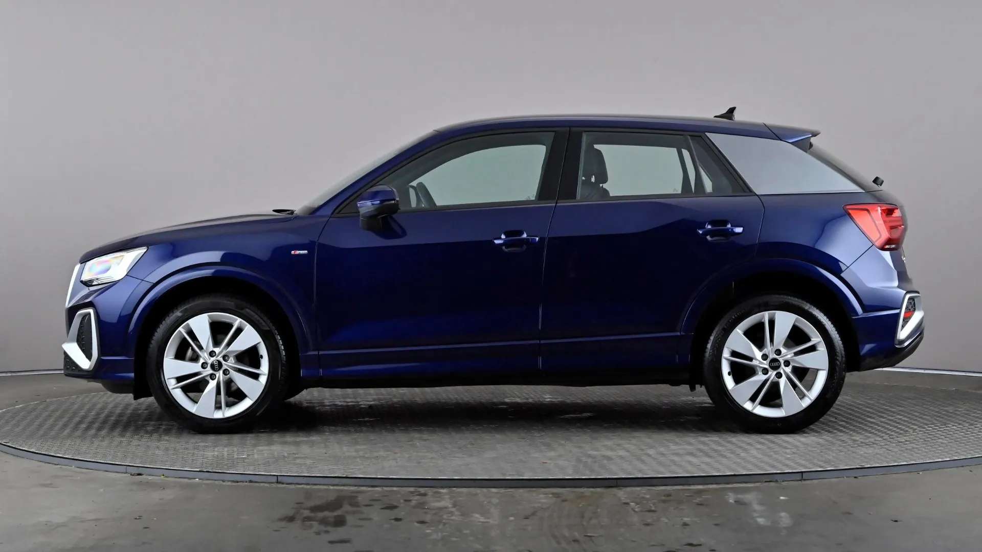 A 2022 AUDI Q2 30 TFSI S Line A 2022 AUDI Q2 30 TFSI S Line