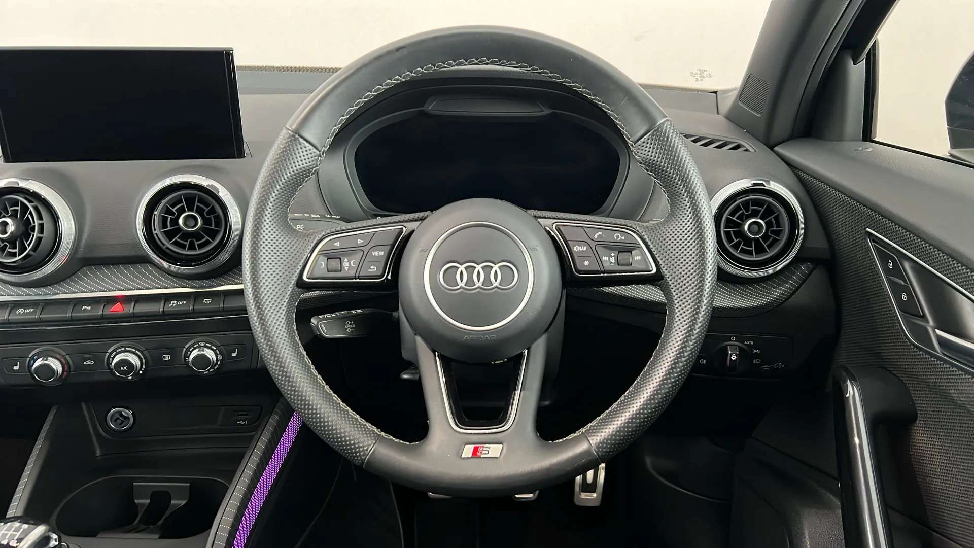 2023 AUDI Q2 2023 AUDI Q2