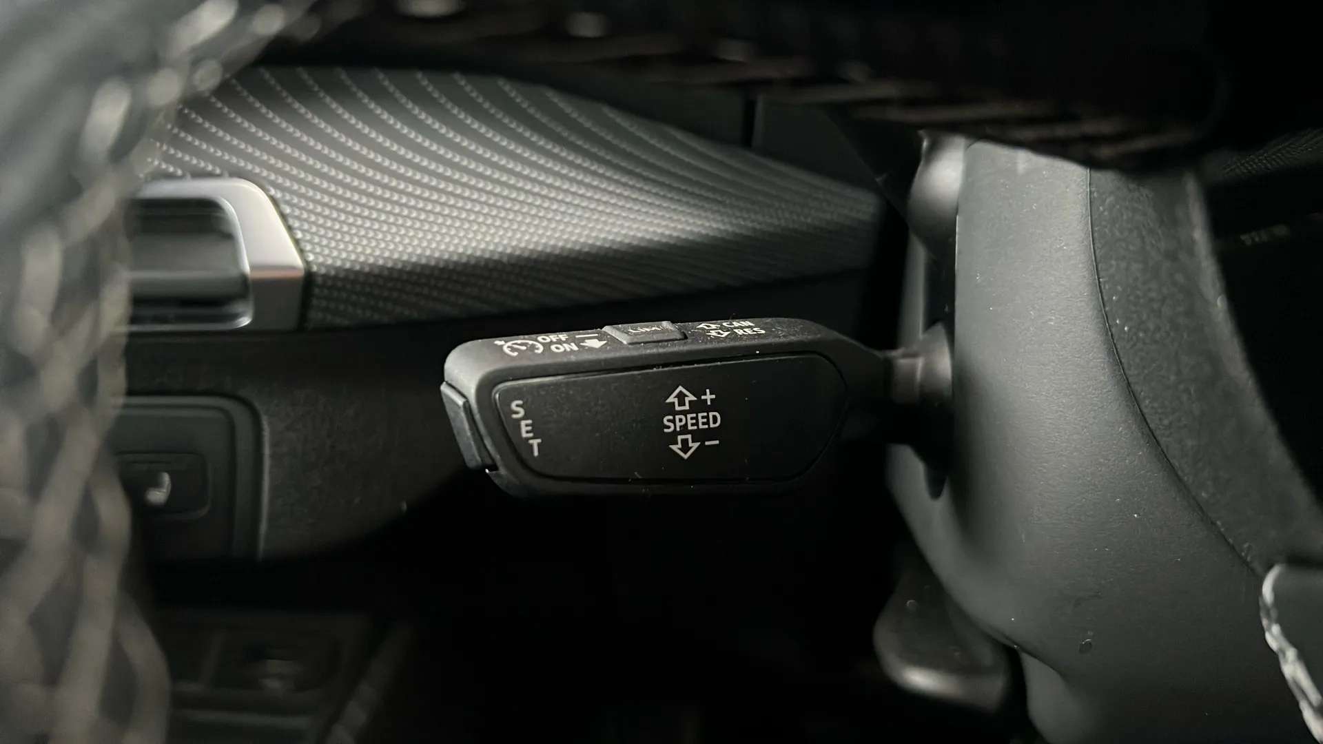 2023 AUDI Q2 2023 AUDI Q2