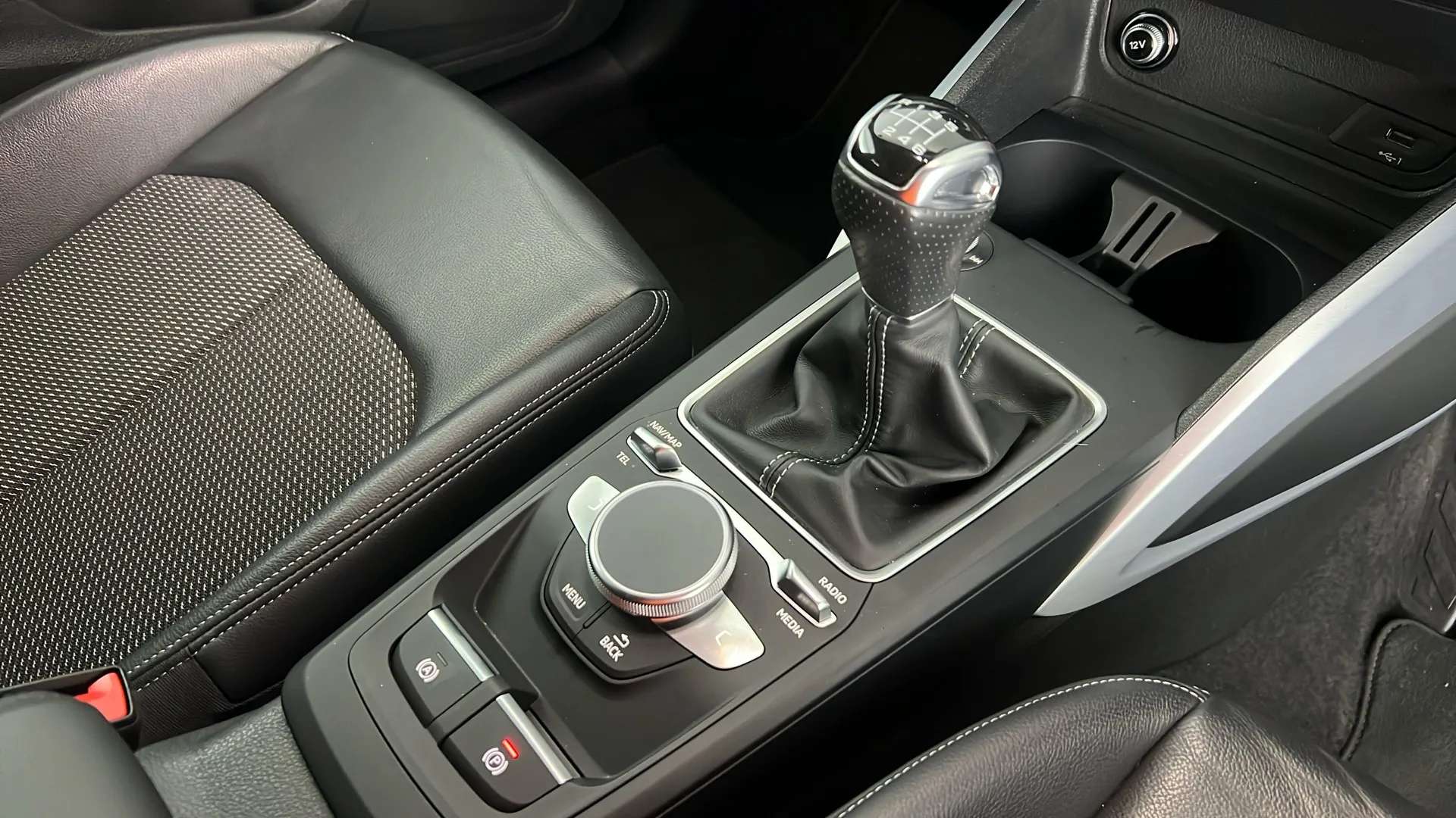 2022 AUDI Q2 2022 AUDI Q2