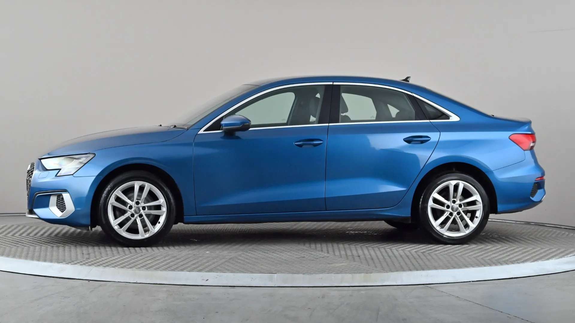 A 2020 AUDI A3 30 TFSI Sport A 2020 AUDI A3 30 TFSI Sport