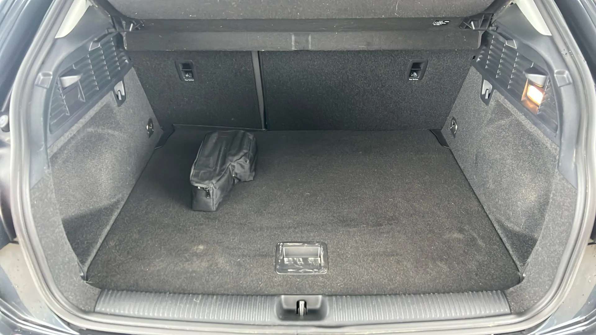 2023 AUDI Q2 2023 AUDI Q2