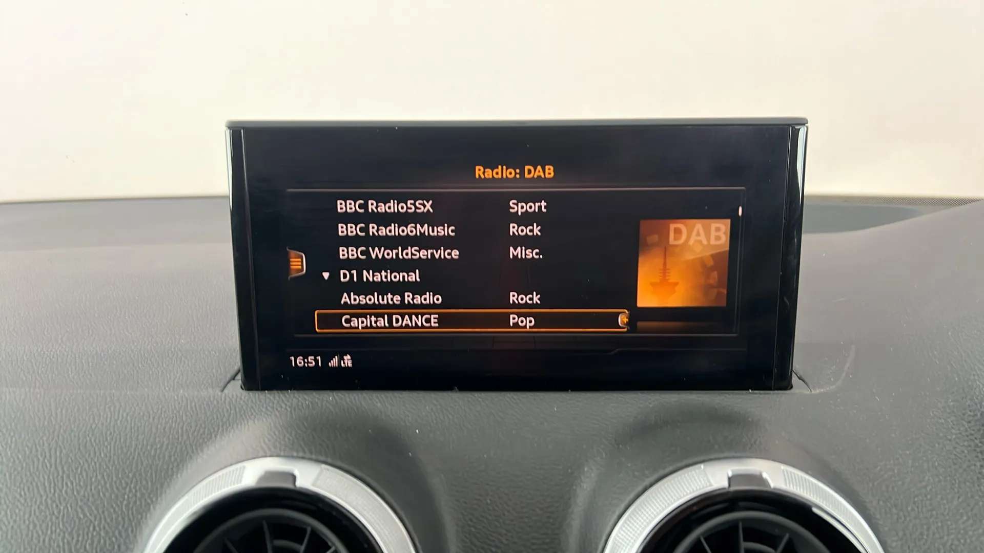 2023 AUDI Q2 2023 AUDI Q2