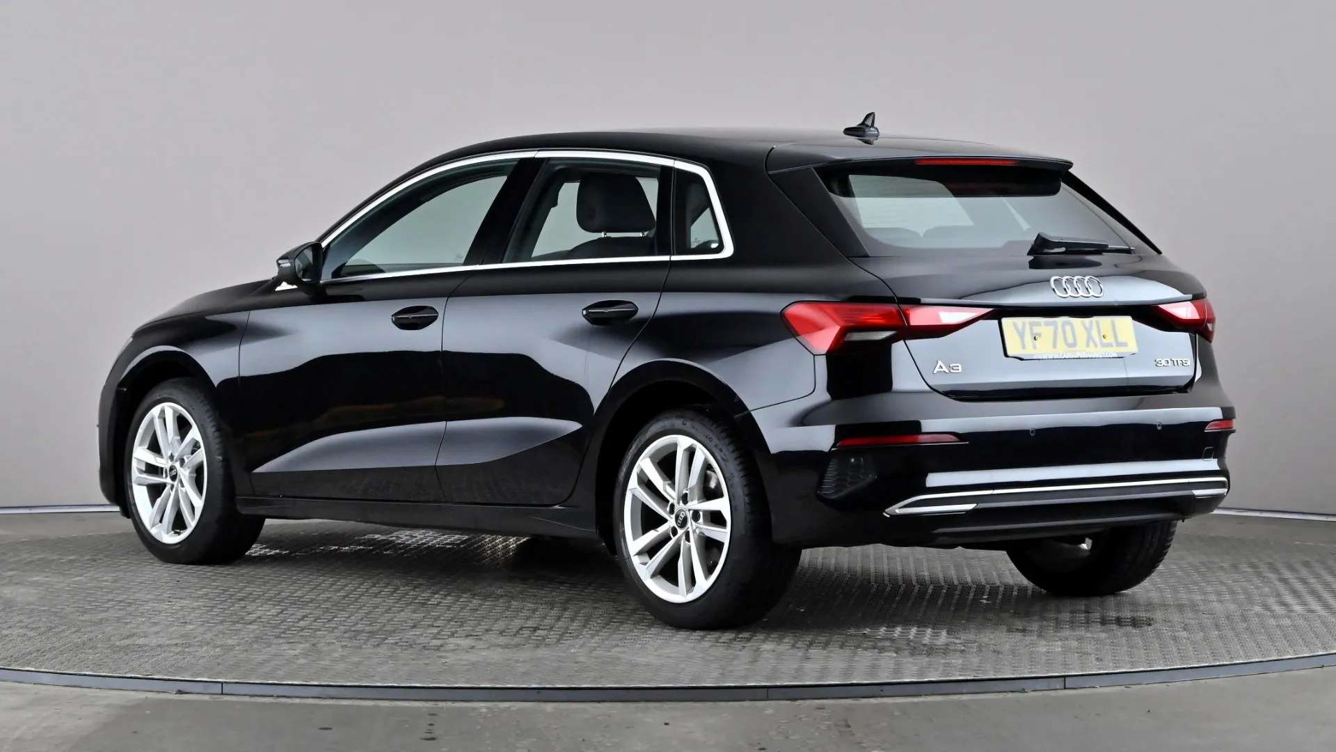 A 2020 AUDI A3 30 TFSI Sport A 2020 AUDI A3 30 TFSI Sport