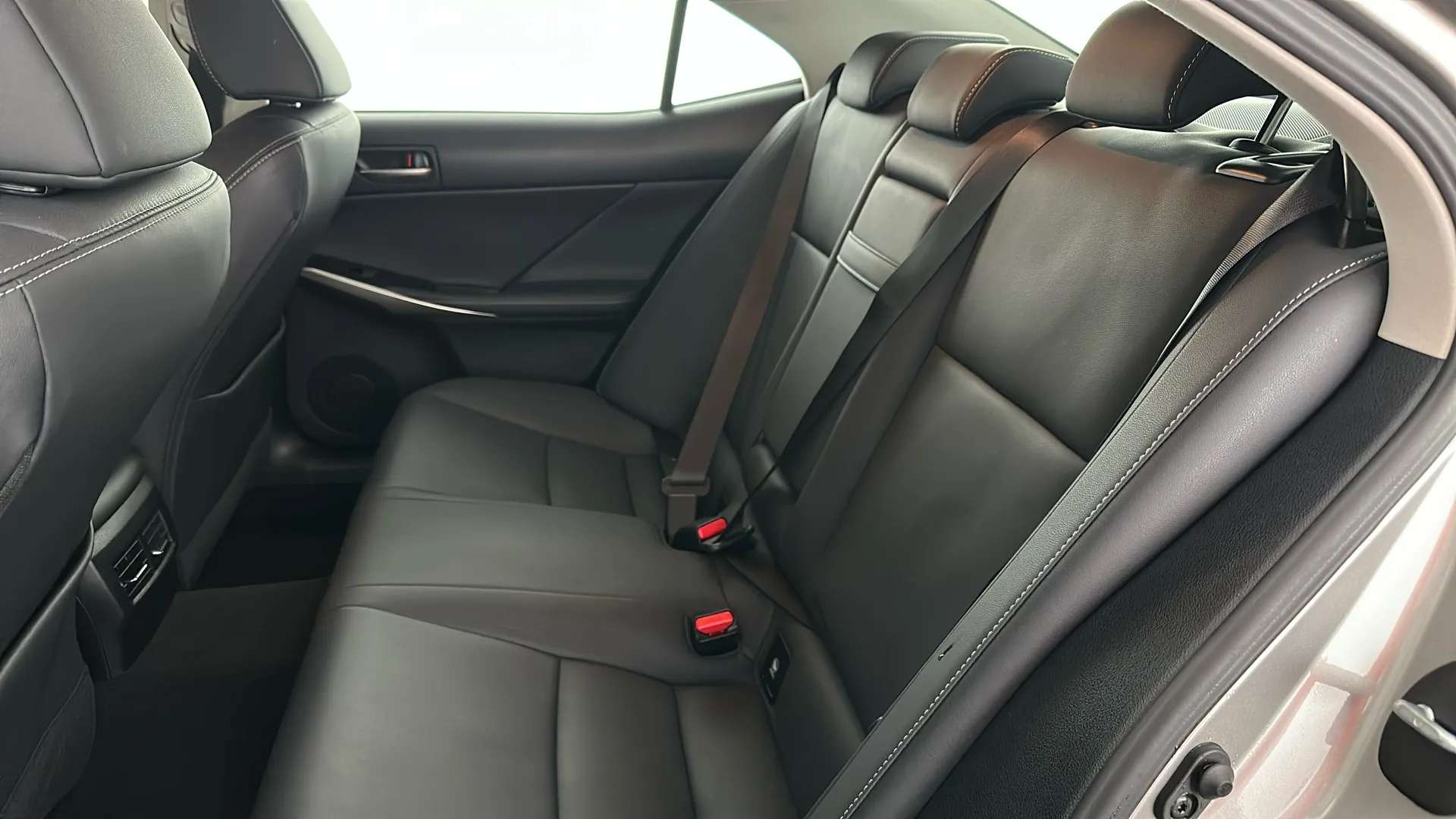 2019 LEXUS IS 2019 LEXUS IS