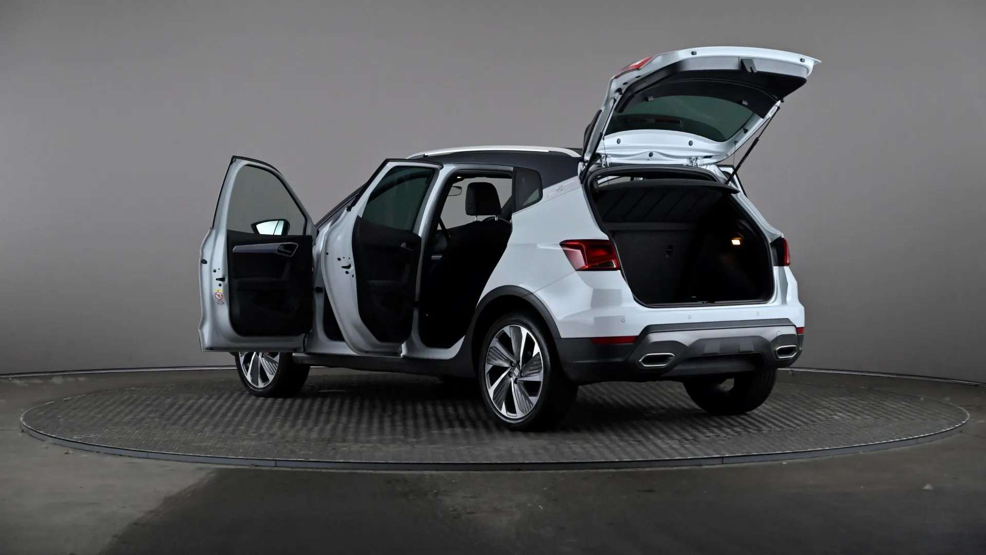 2023 SEAT ARONA 2023 SEAT ARONA