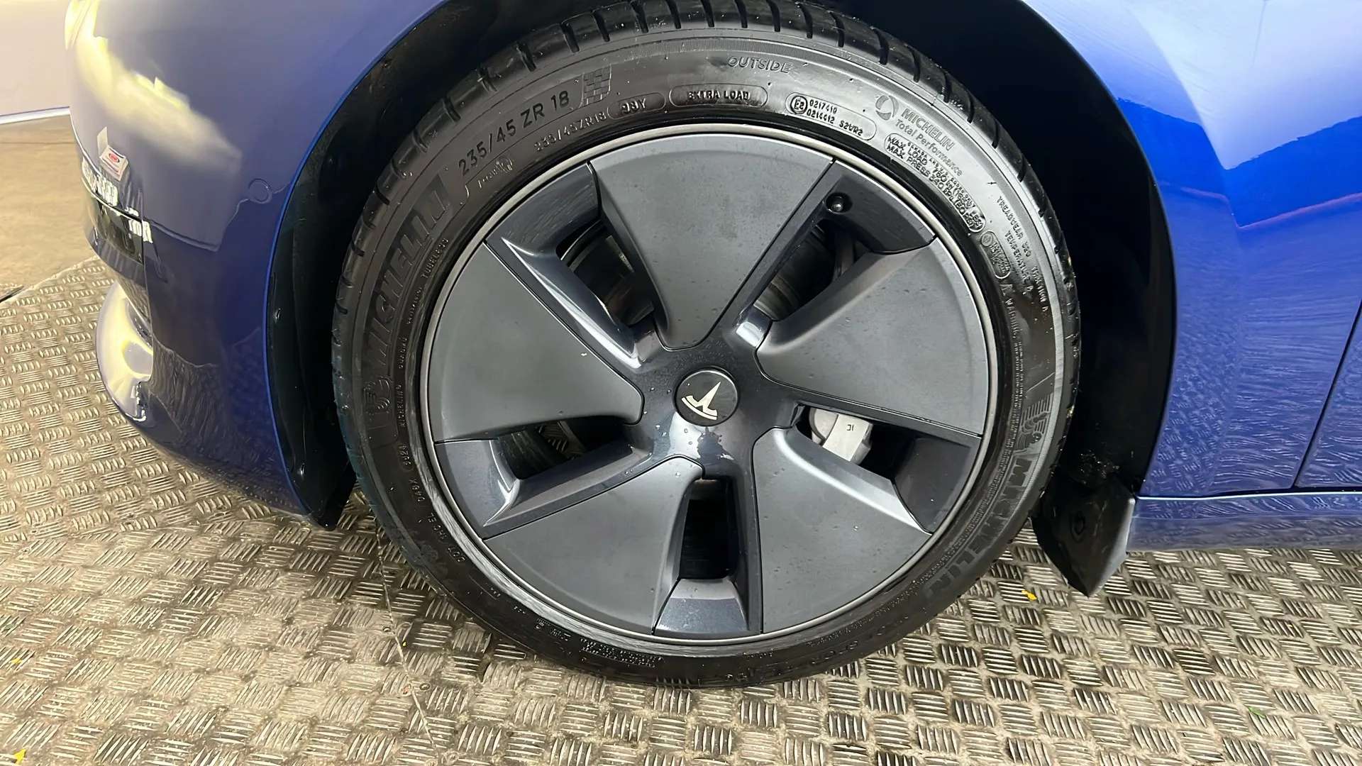 2021 TESLA MODEL 3 2021 TESLA MODEL 3