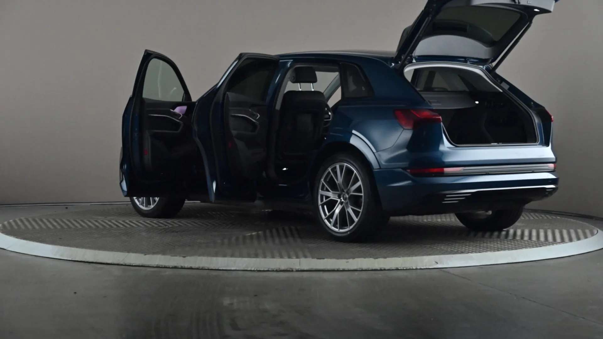 2020 AUDI E-TRON 2020 AUDI E-TRON