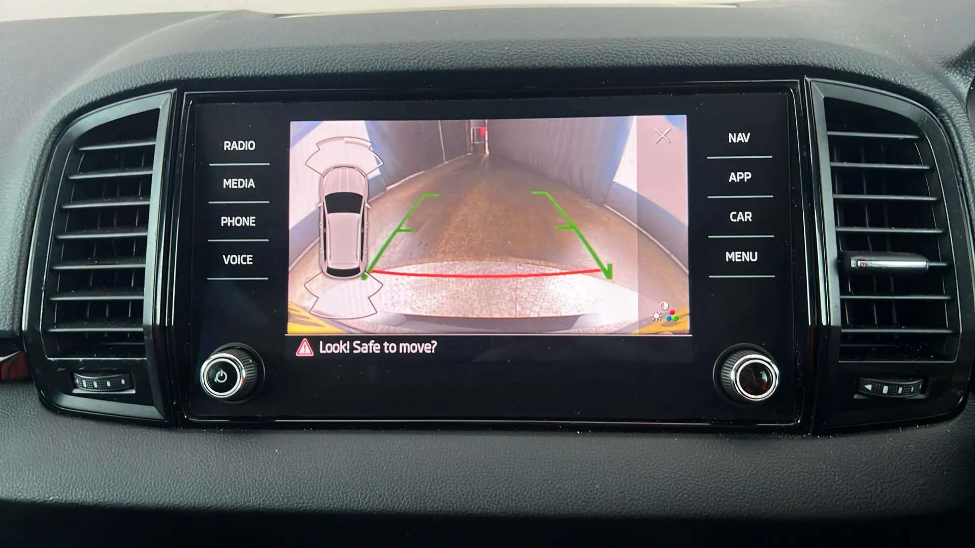 2020 SKODA KAROQ 2020 SKODA KAROQ