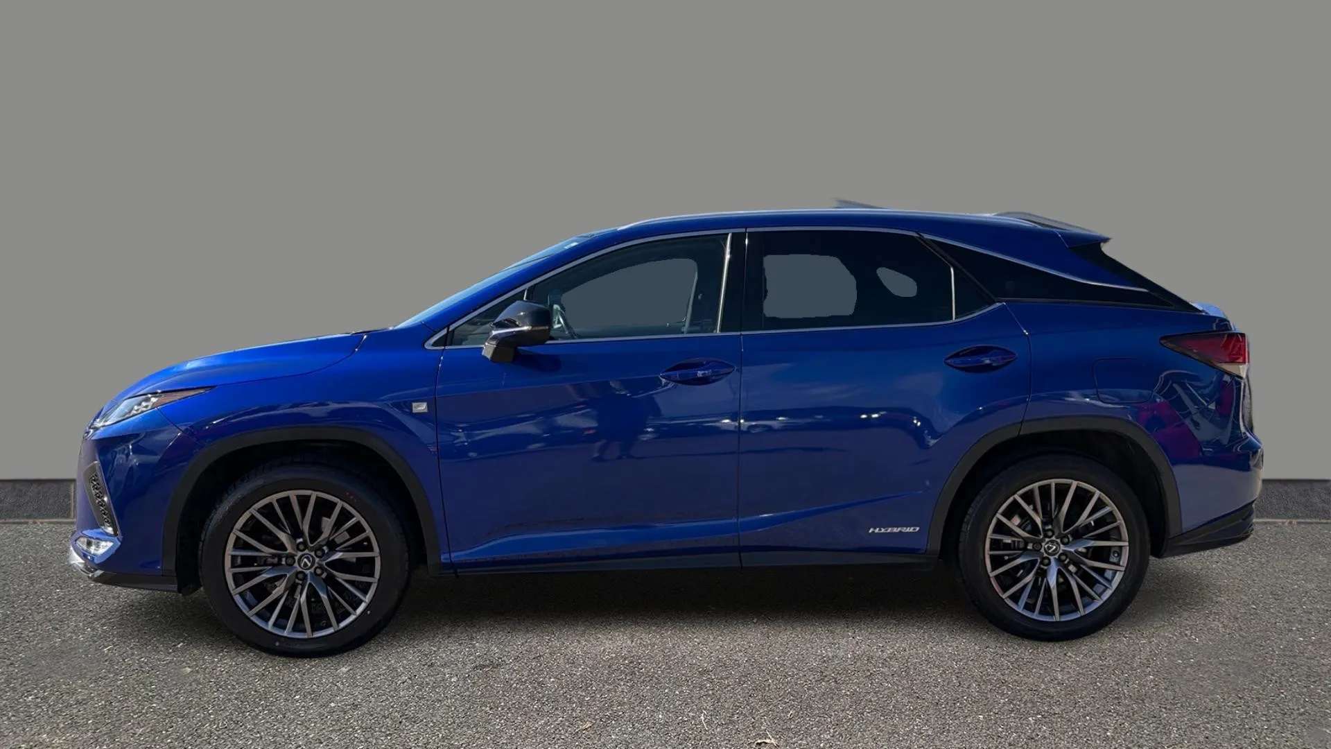 A 2022 LEXUS RX 450h 3.5 F-Sport CVT A 2022 LEXUS RX 450h 3.5 F-Sport CVT