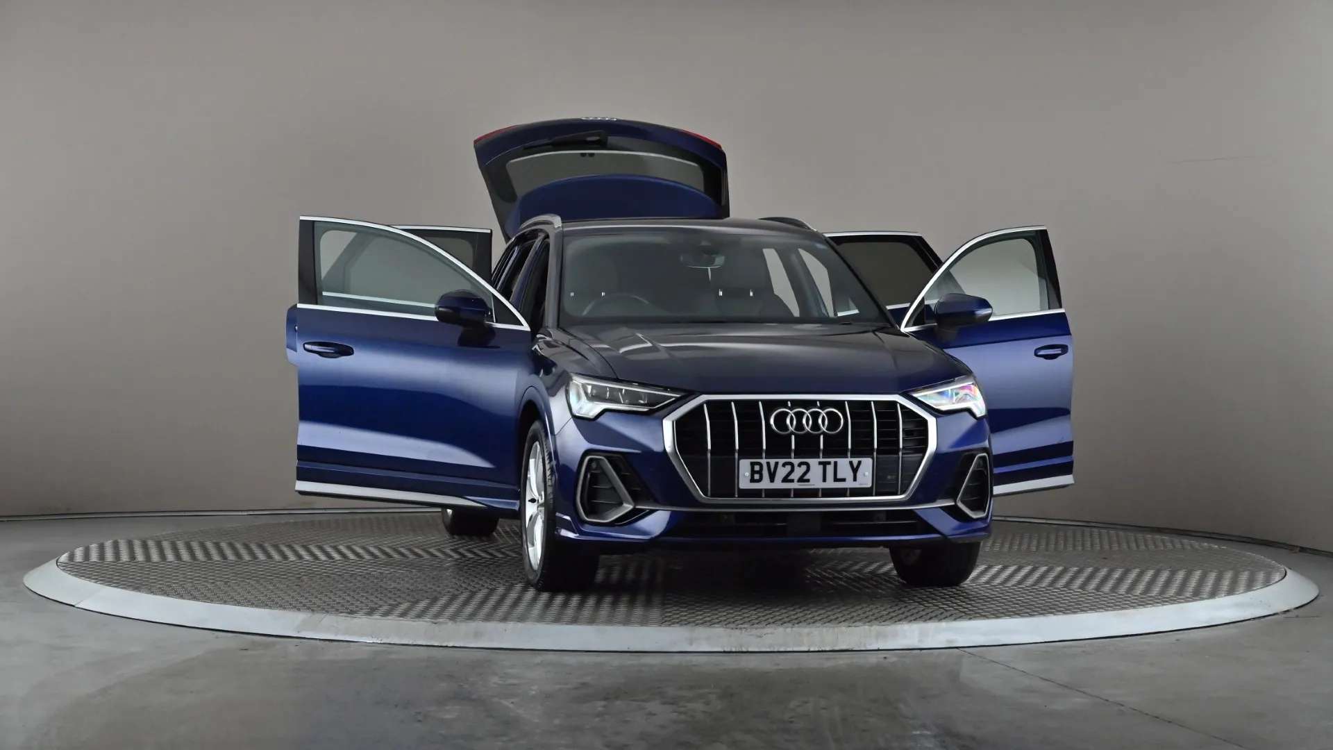 2022 AUDI Q3 2022 AUDI Q3