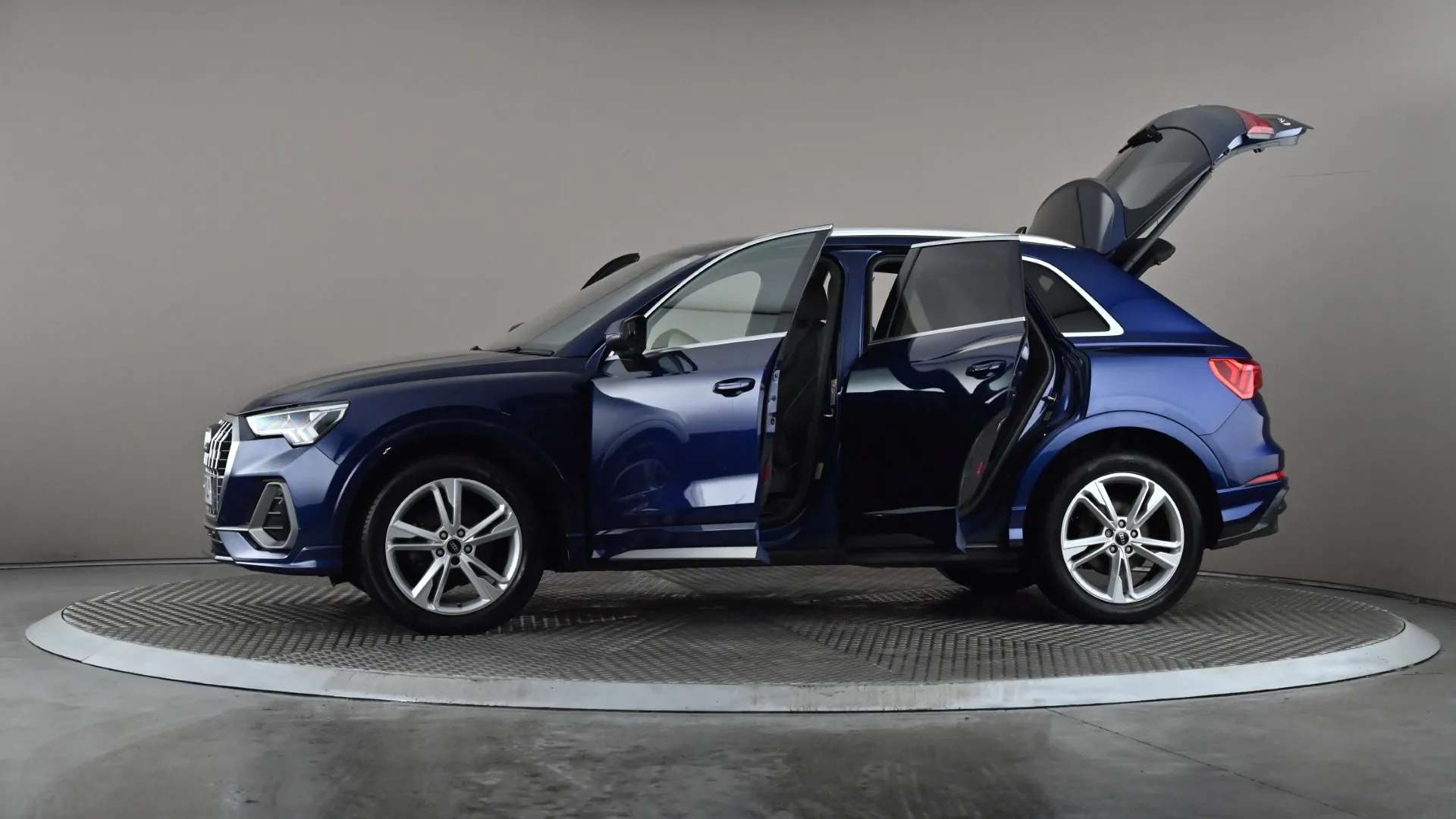 2022 AUDI Q3 2022 AUDI Q3