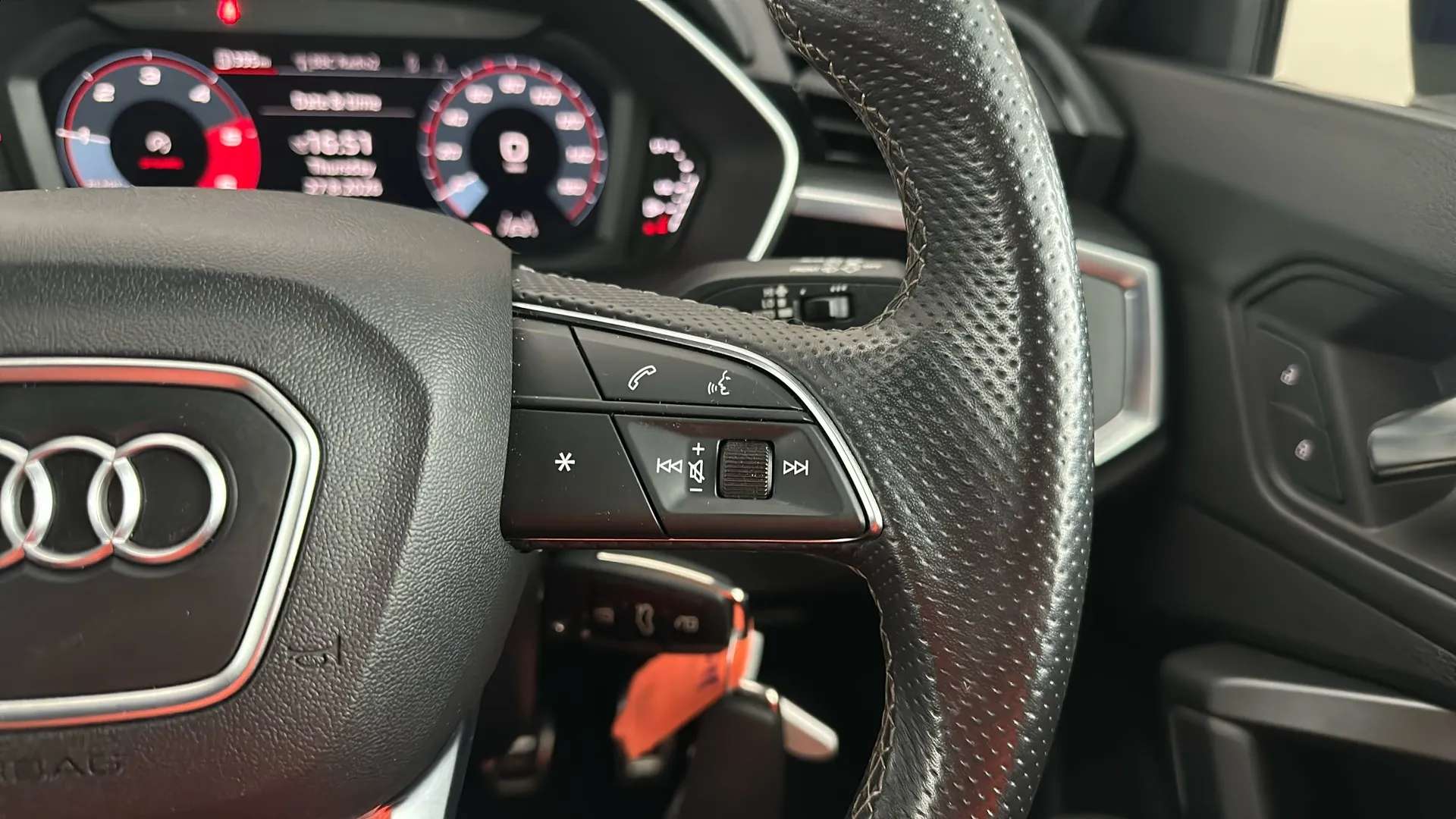 2022 AUDI Q3 2022 AUDI Q3