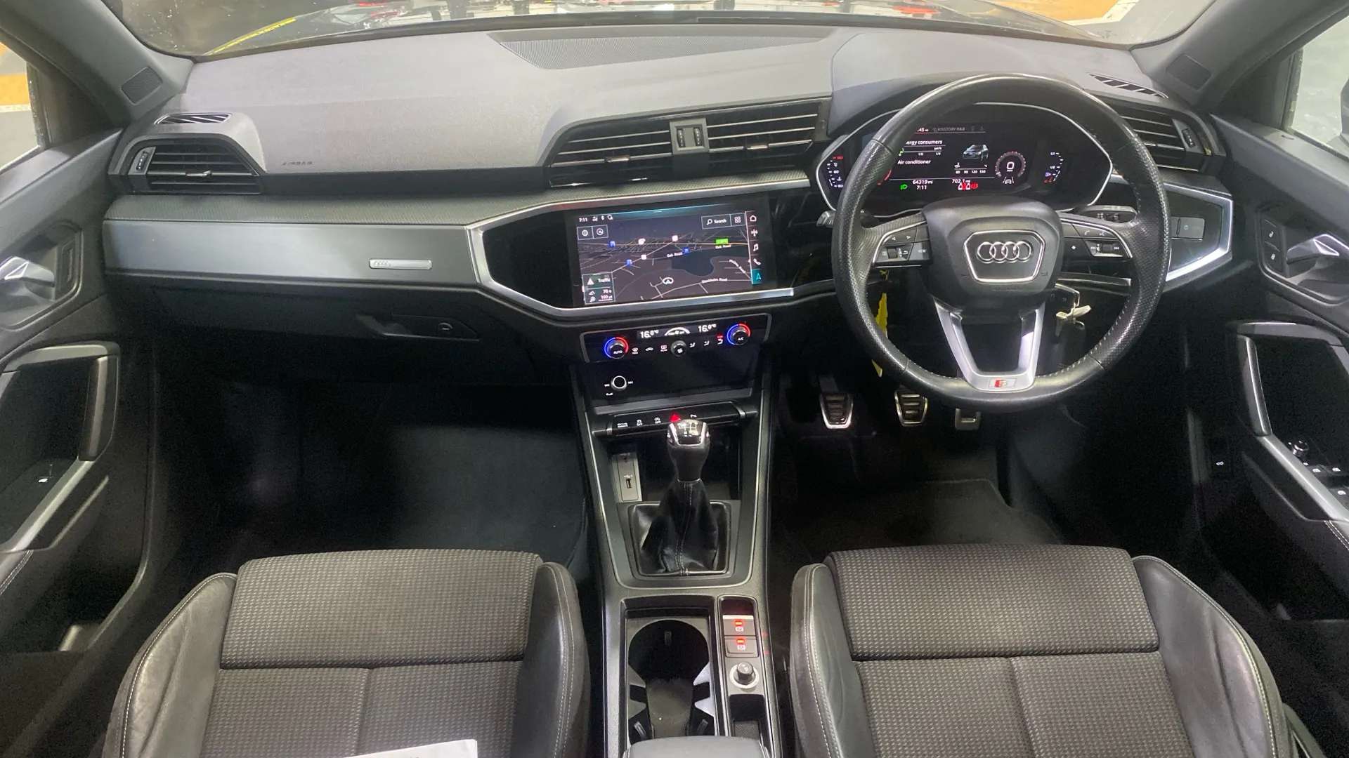 A 2019 AUDI Q3 35 TFSI S Line A 2019 AUDI Q3 35 TFSI S Line