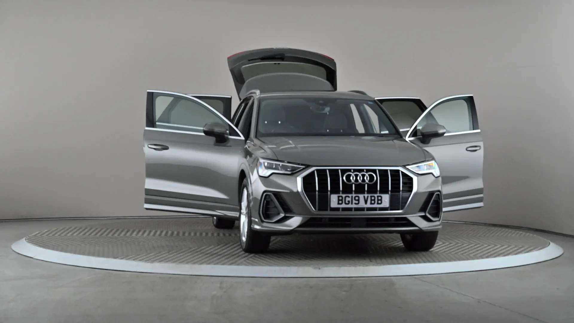 2019 AUDI Q3 2019 AUDI Q3