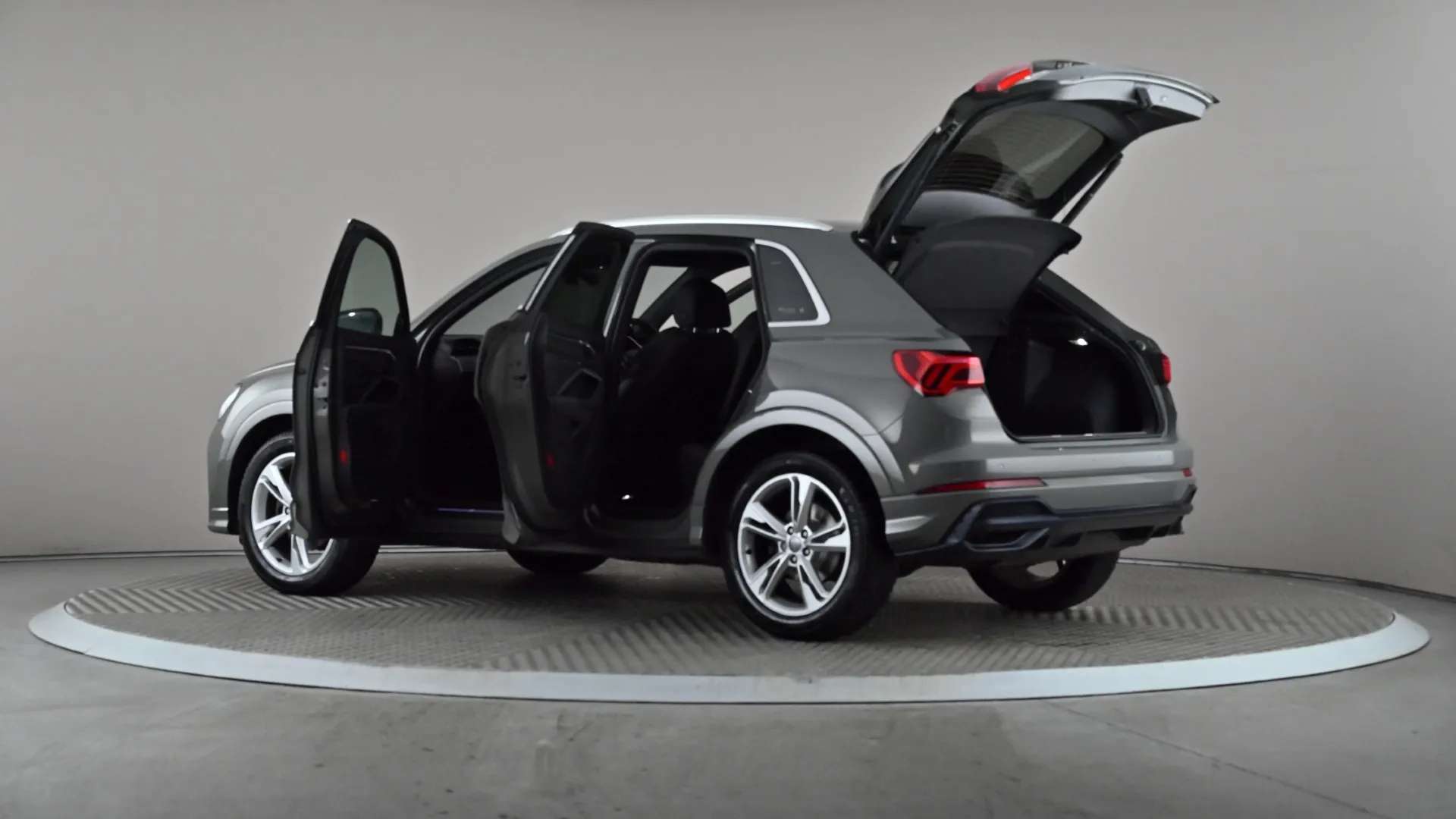 2019 AUDI Q3 2019 AUDI Q3