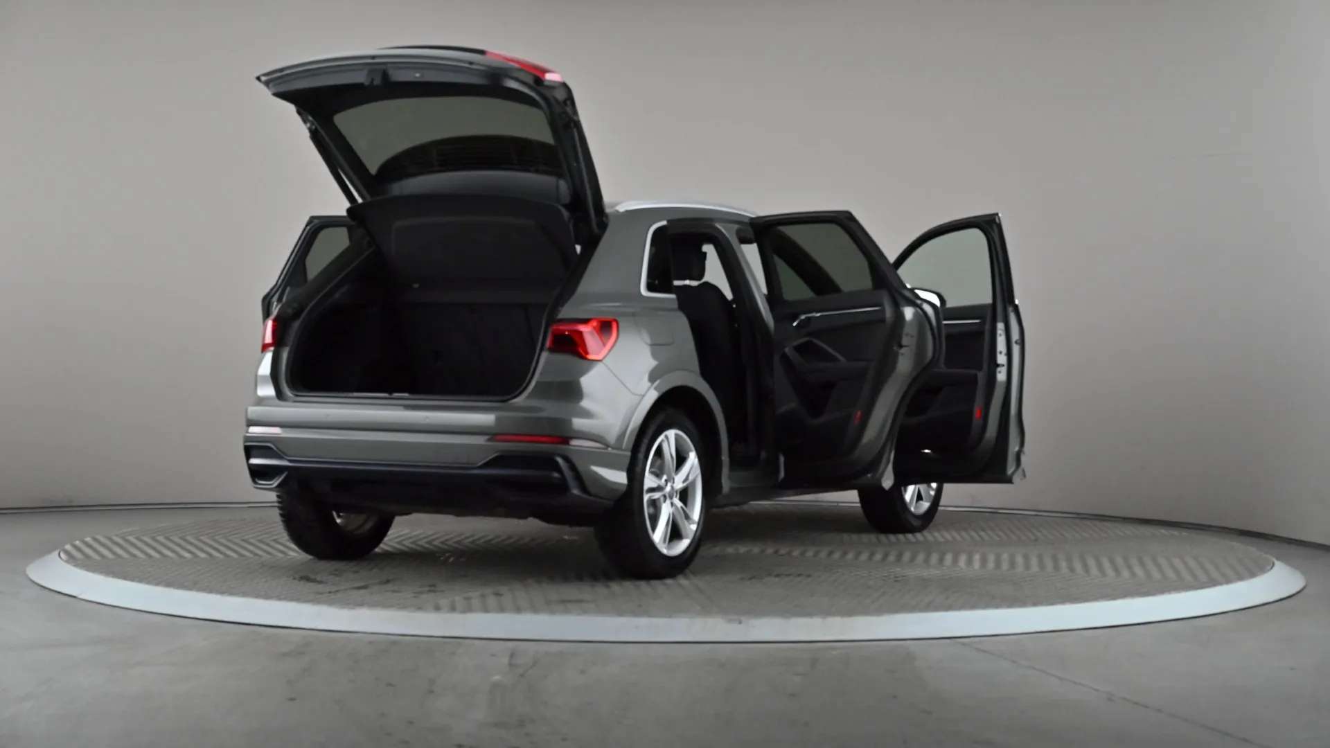 2019 AUDI Q3 2019 AUDI Q3