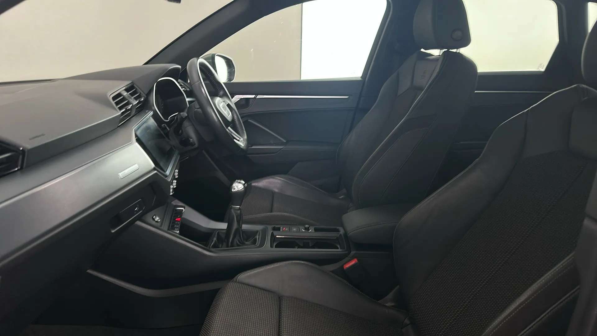 2019 AUDI Q3 2019 AUDI Q3