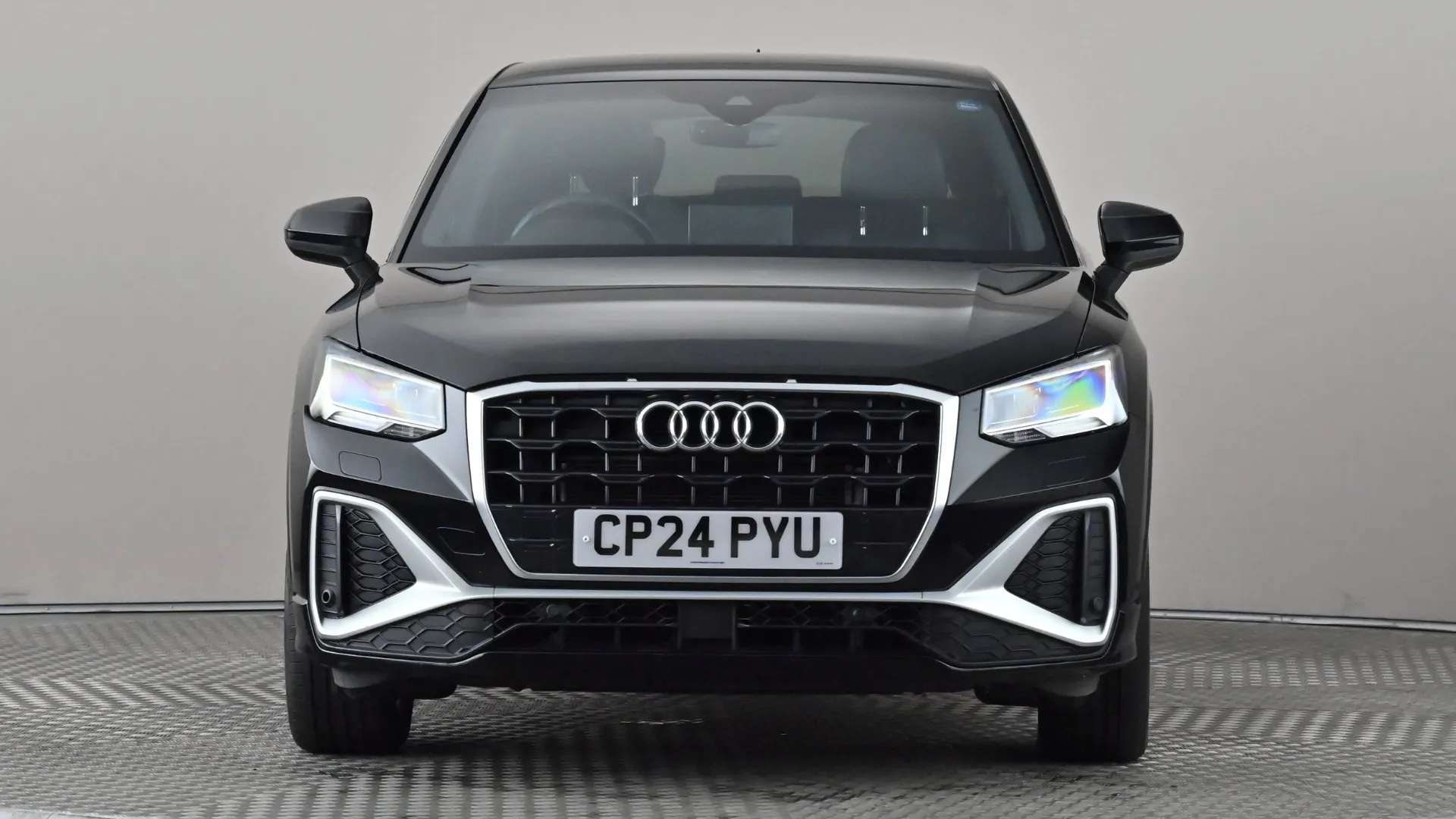 A 2024 AUDI Q2 35 TFSI S Line A 2024 AUDI Q2 35 TFSI S Line