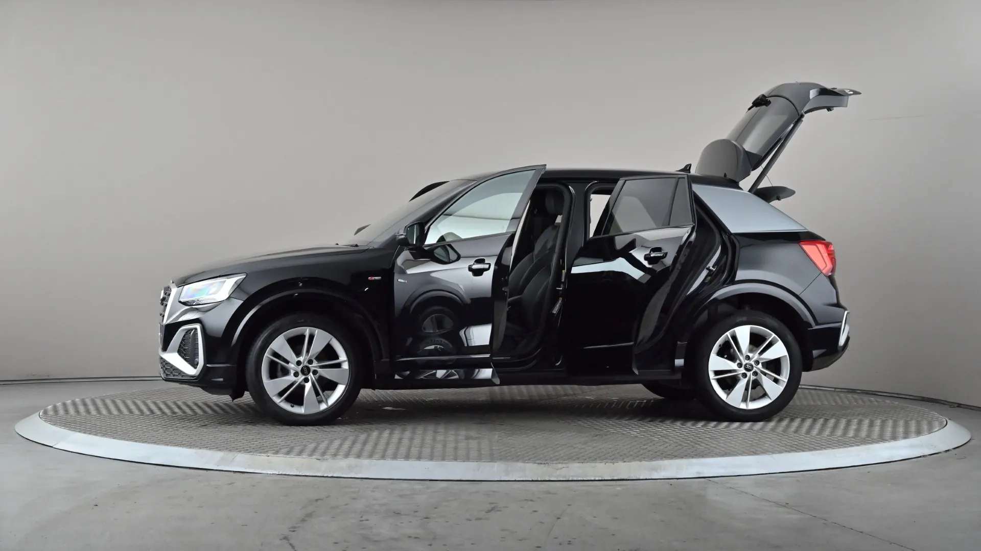 2024 AUDI Q2 2024 AUDI Q2