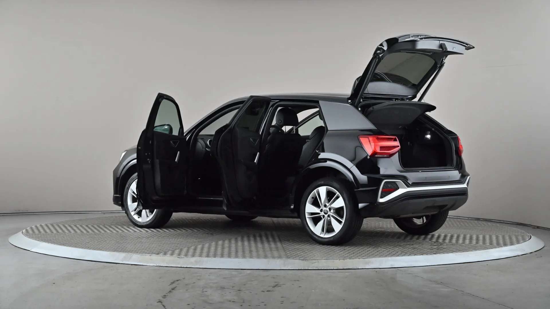 2024 AUDI Q2 2024 AUDI Q2
