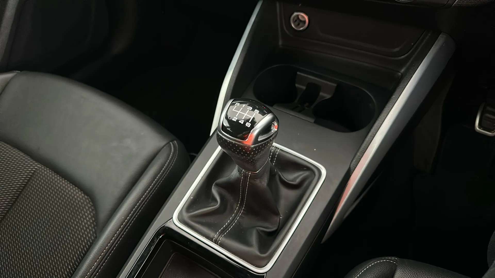 2024 AUDI Q2 2024 AUDI Q2