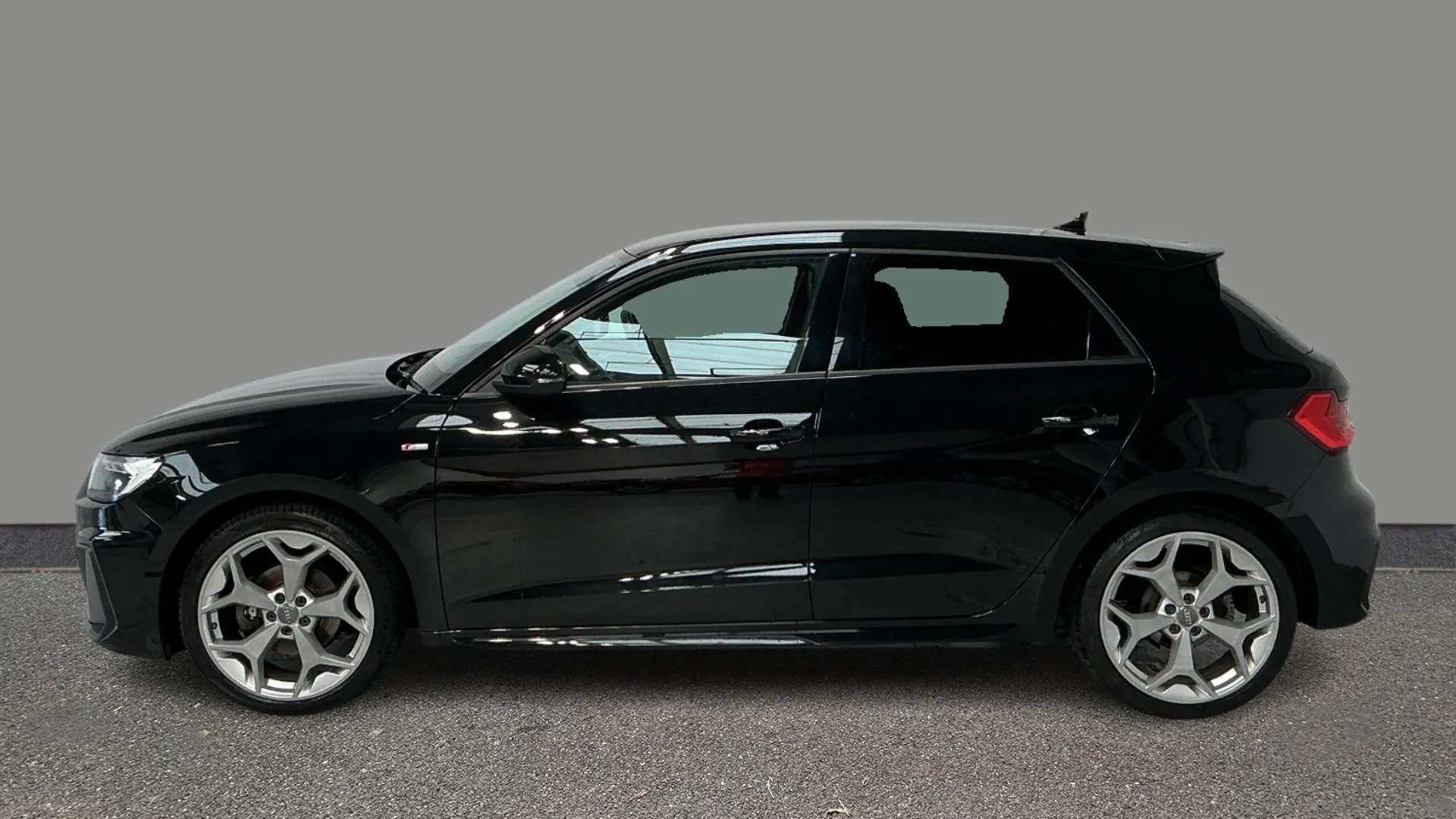 A 2019 AUDI A1 35 TFSI S Line A 2019 AUDI A1 35 TFSI S Line