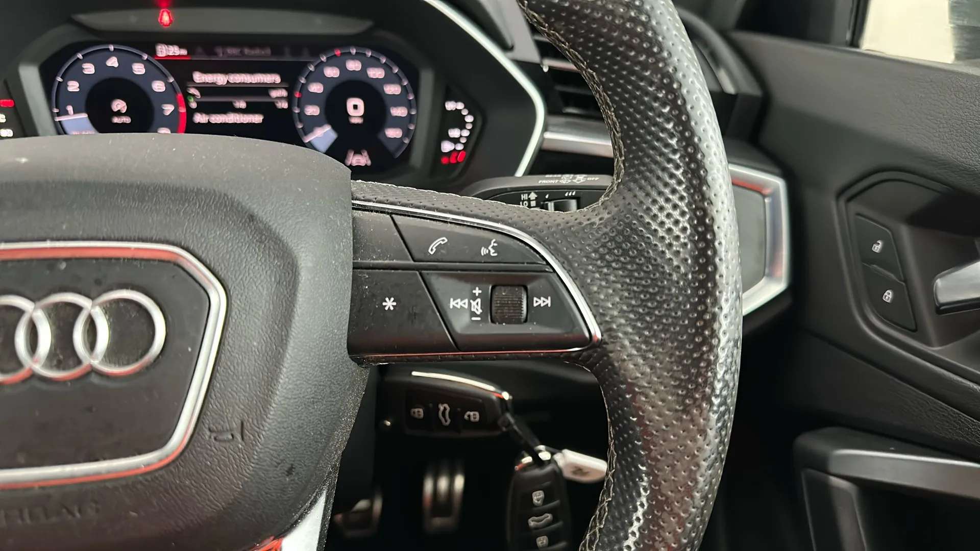 2021 AUDI Q3 2021 AUDI Q3