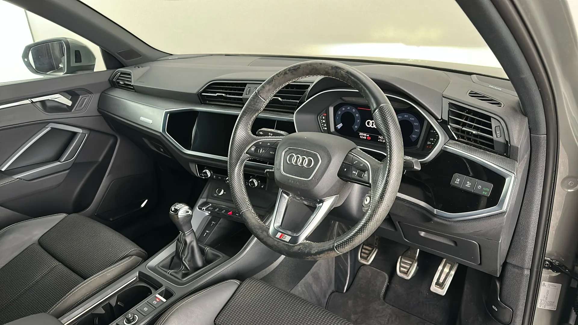 2021 AUDI Q3 2021 AUDI Q3