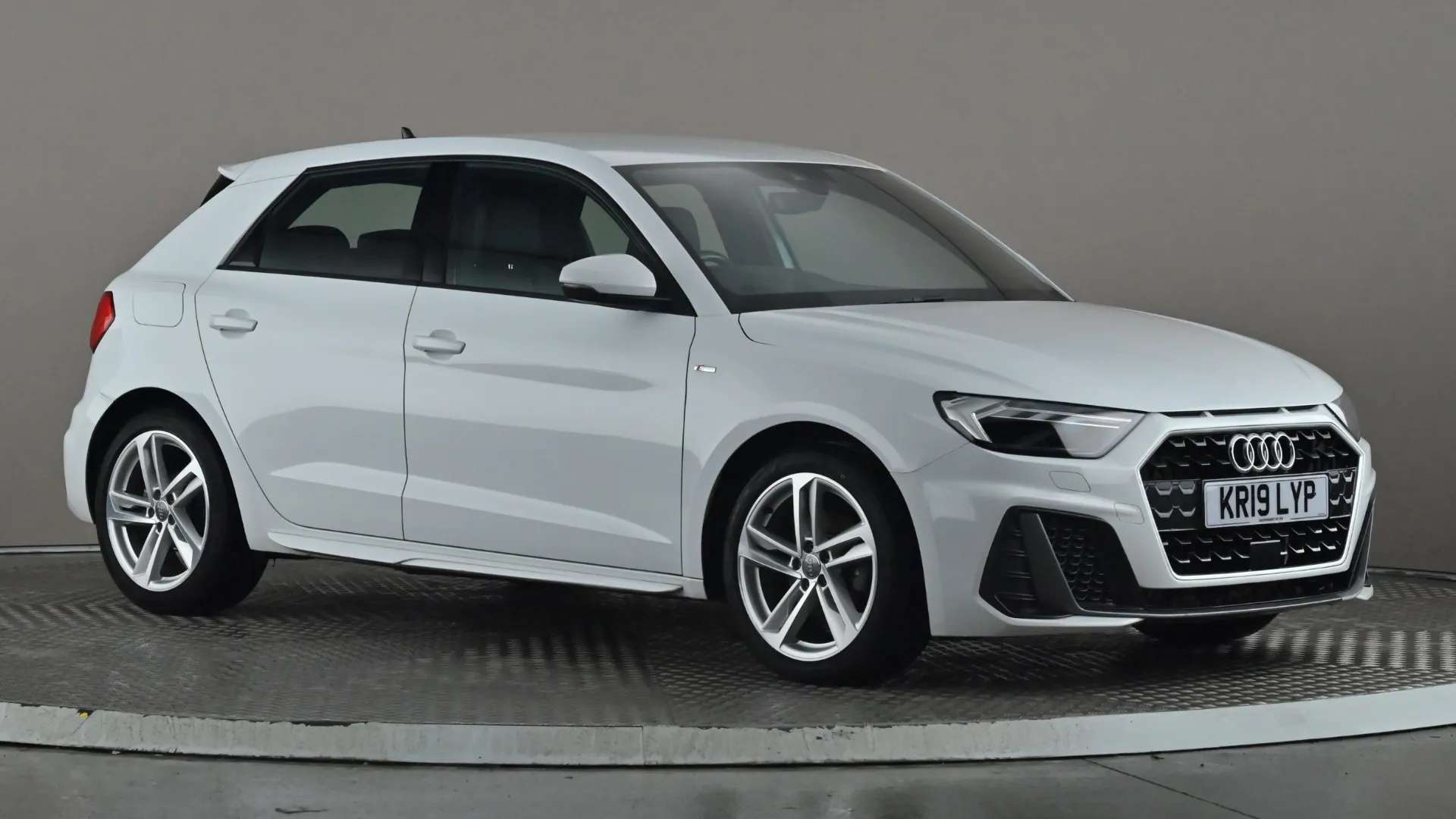 A 2019 AUDI A1 35 TFSI S Line A 2019 AUDI A1 35 TFSI S Line