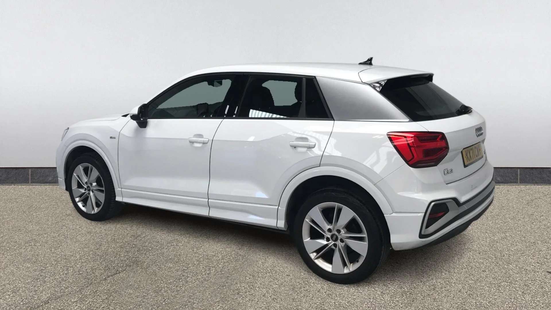 A 2021 AUDI Q2 35 TFSI S Line A 2021 AUDI Q2 35 TFSI S Line
