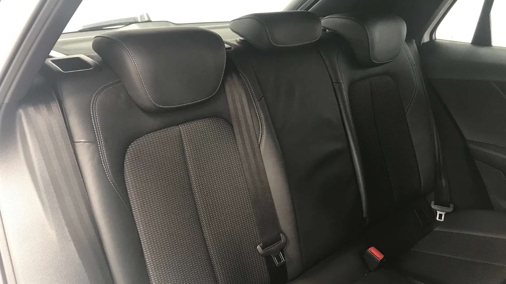 2021 AUDI Q2 2021 AUDI Q2