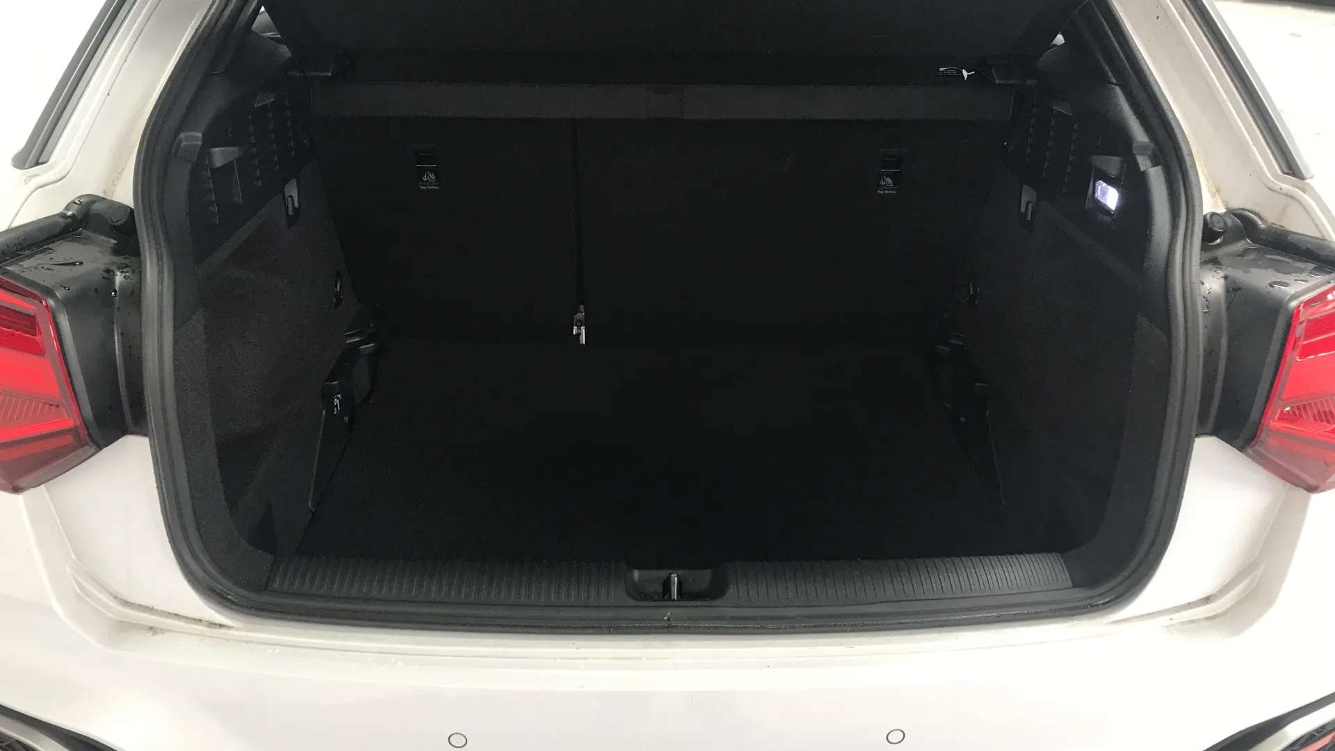 2021 AUDI Q2 2021 AUDI Q2