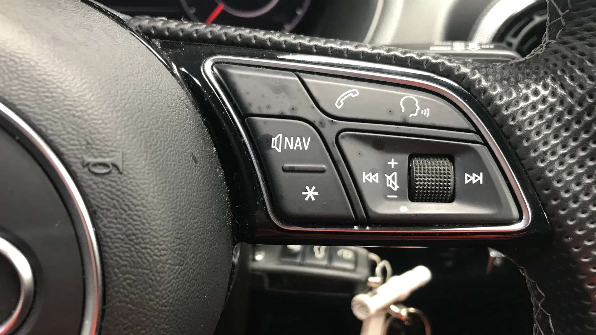 2021 AUDI Q2 2021 AUDI Q2